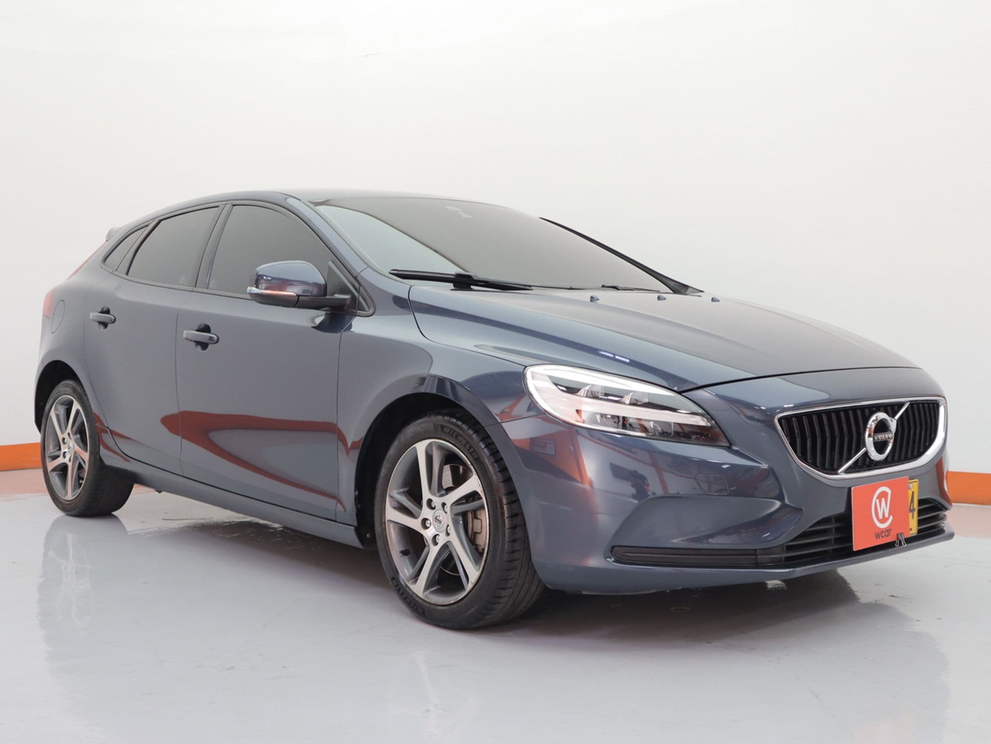 Volvo V40 T3 Drive-e Momentum 1.5 Tp T - imagen 1