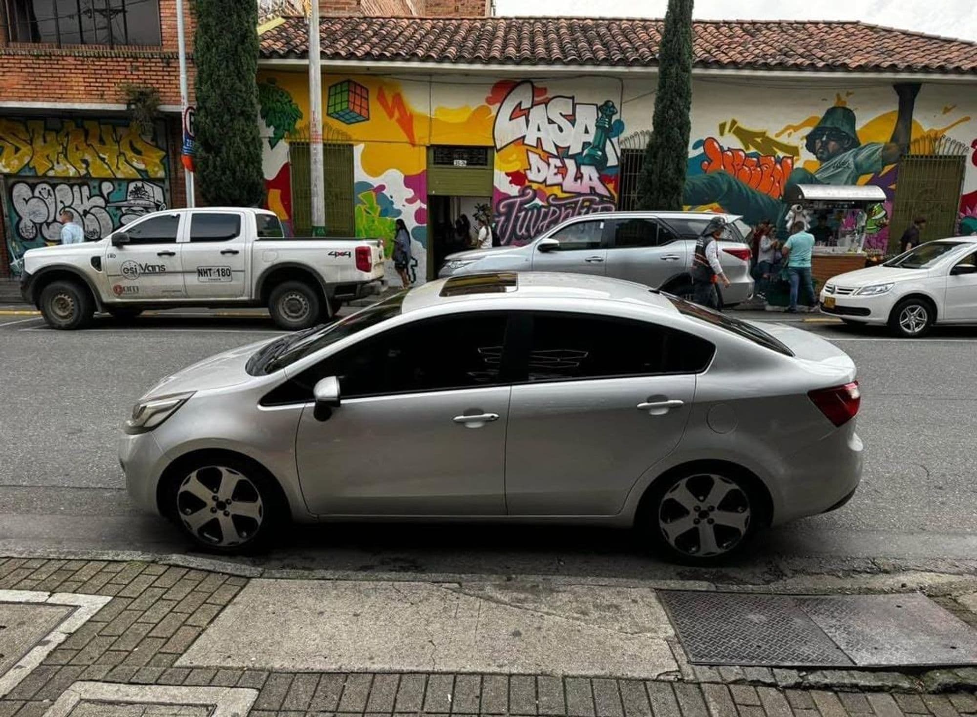 Kia Rio UB EX 2013 - imagen 1