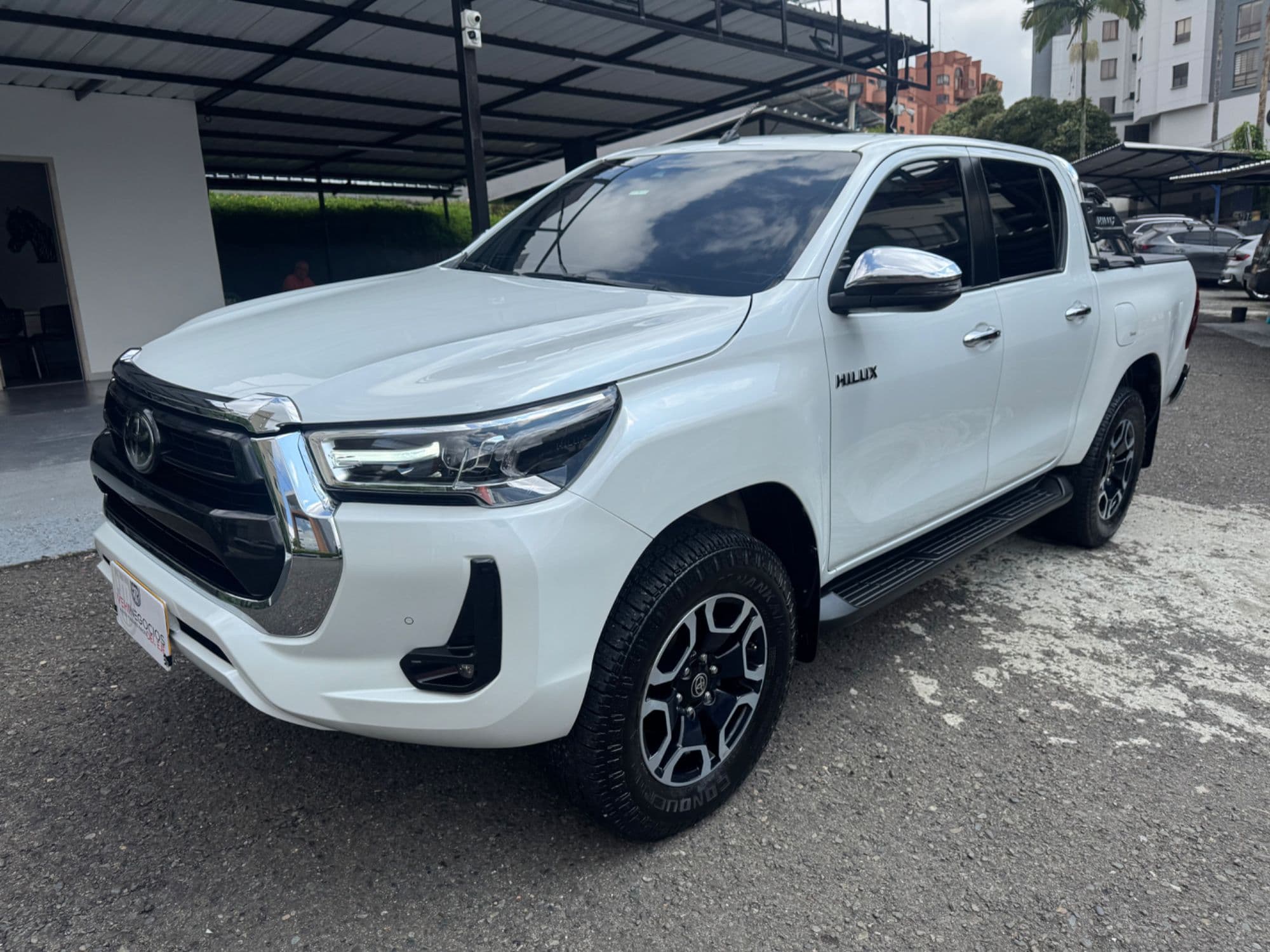 Toyota Hilux SRX 2.8 - imagen 1