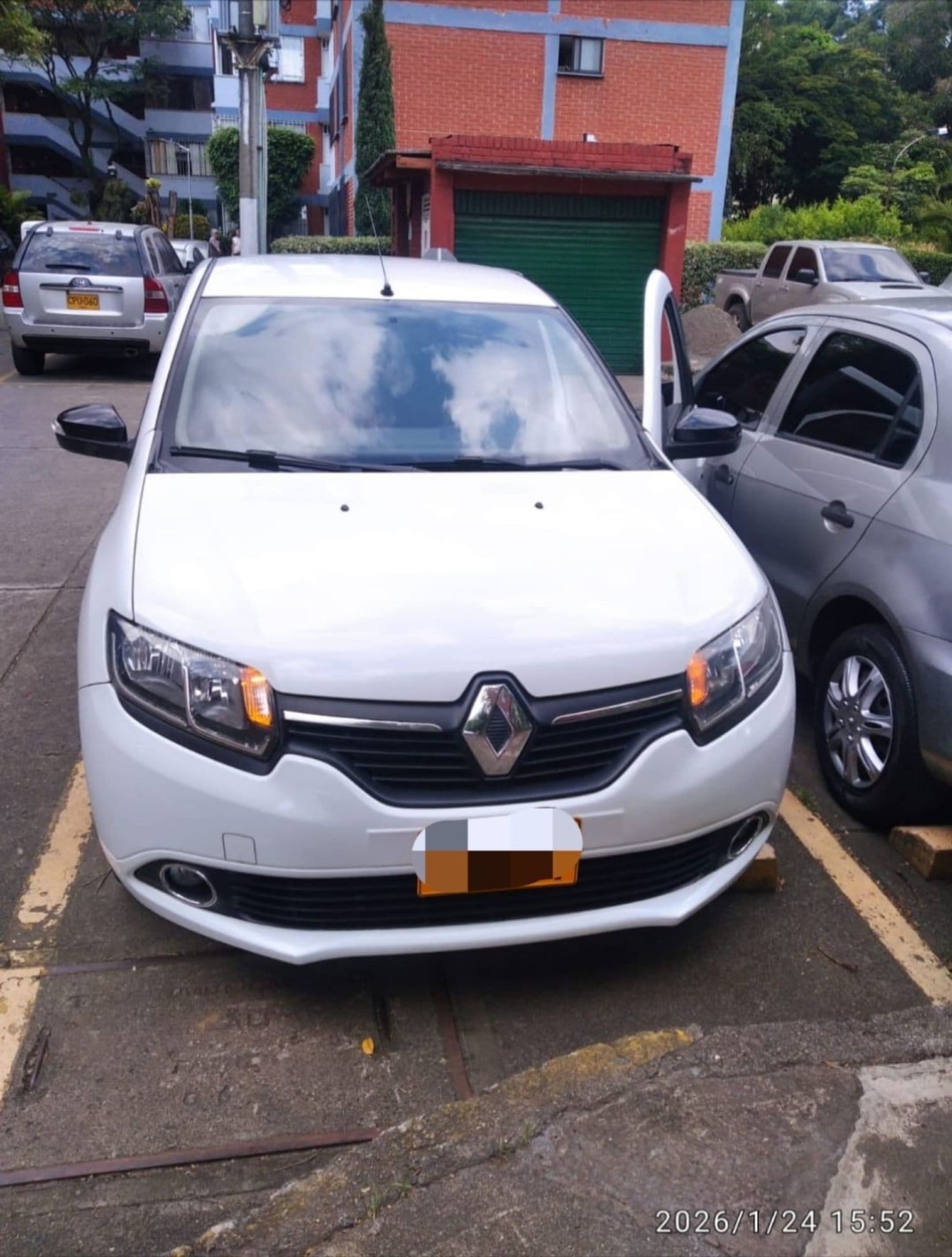 Renault logan version tripadvisor - imagen 1
