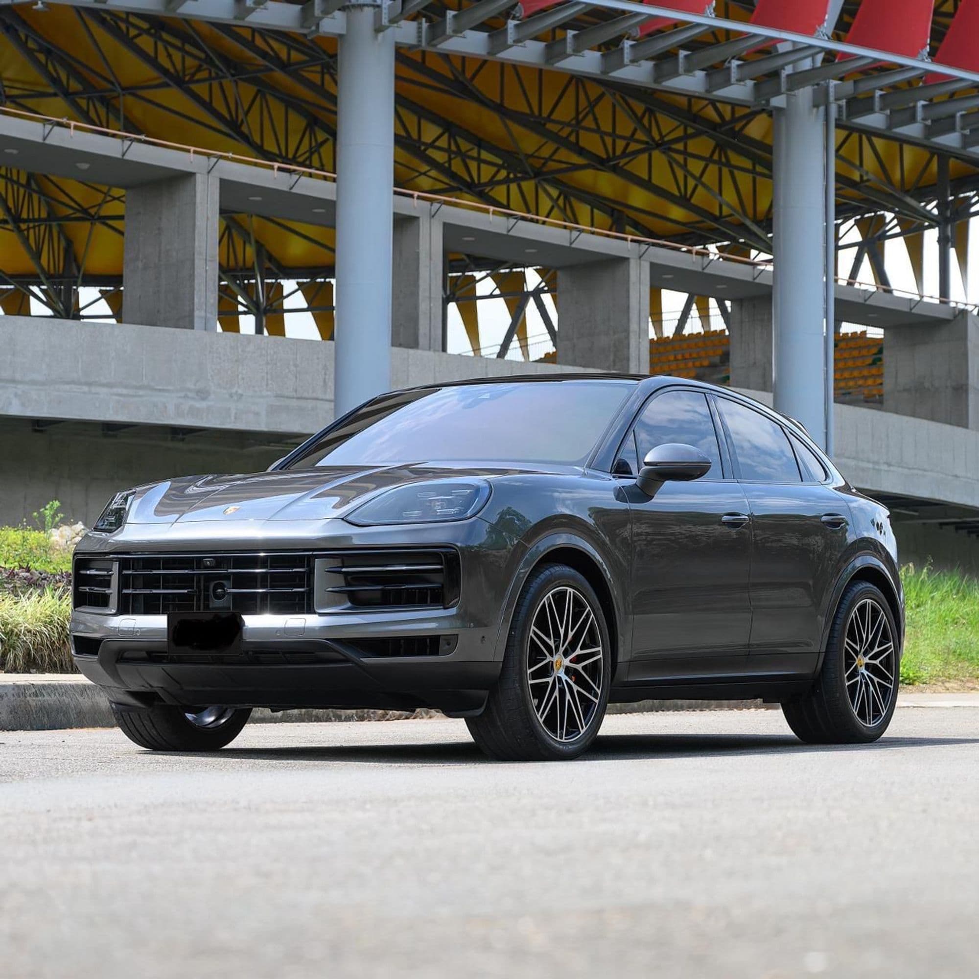 PORSCHE CAYENNE S COUPÉ 2024 V8 BITURBO - imagen 1