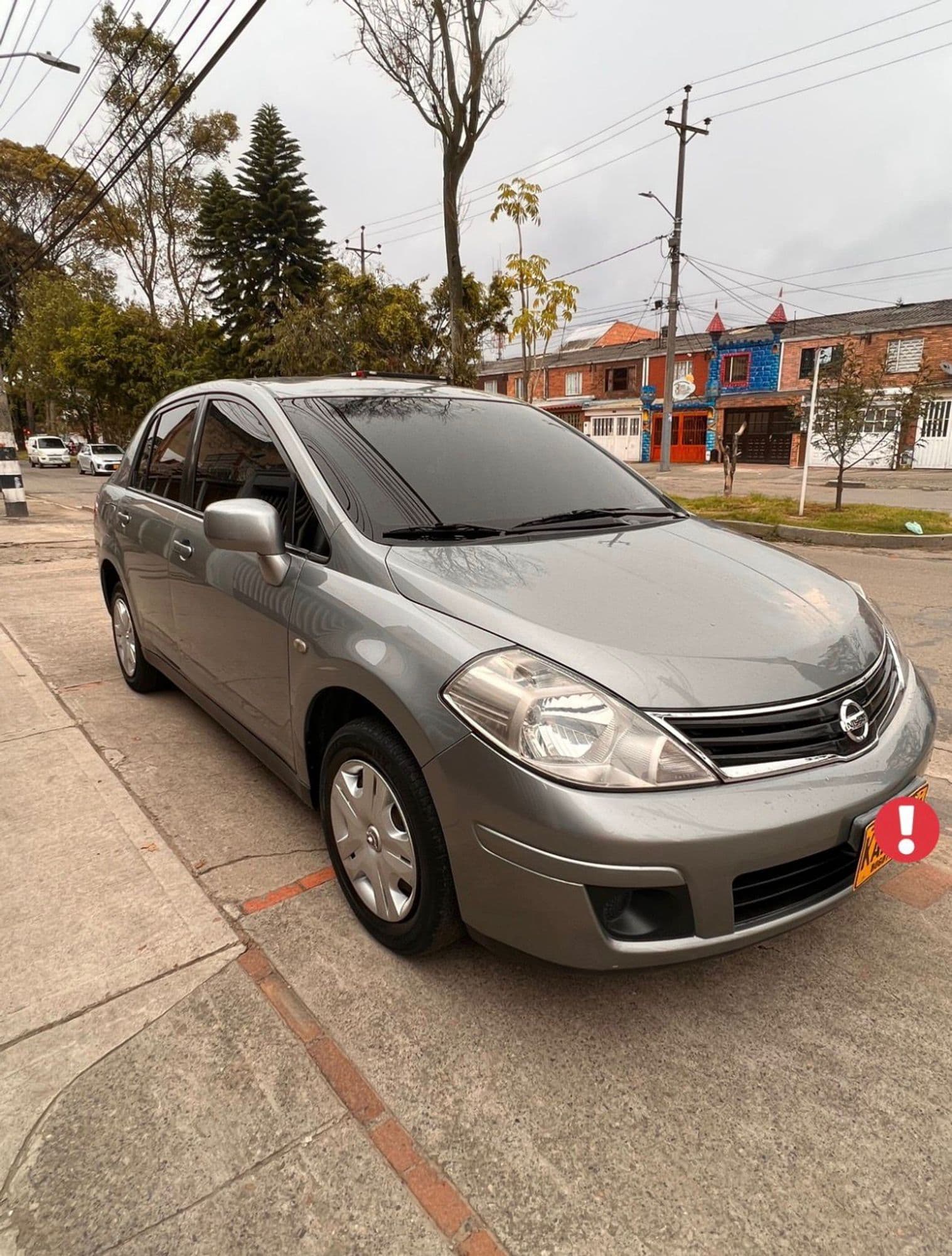 NISSAN TIIDA 1.8 - imagen 1