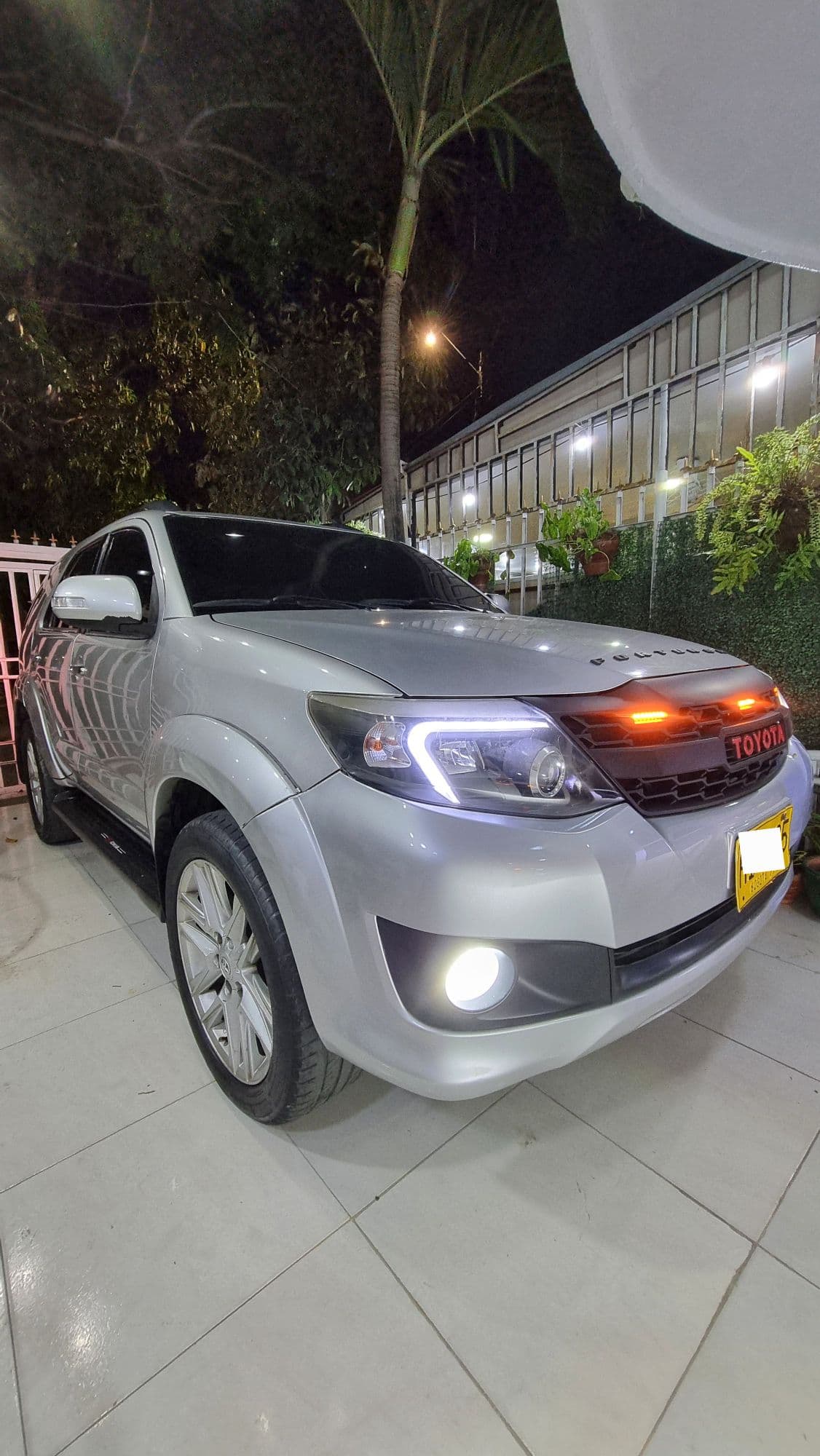 Toyota Fortuner 4x2 2014 - imagen 1