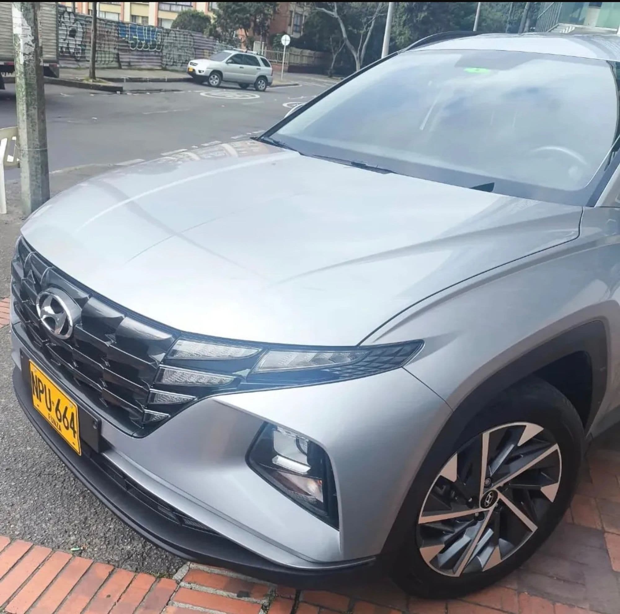 Hyundai Tucson 2.0 Advance 4X2 A - imagen 1