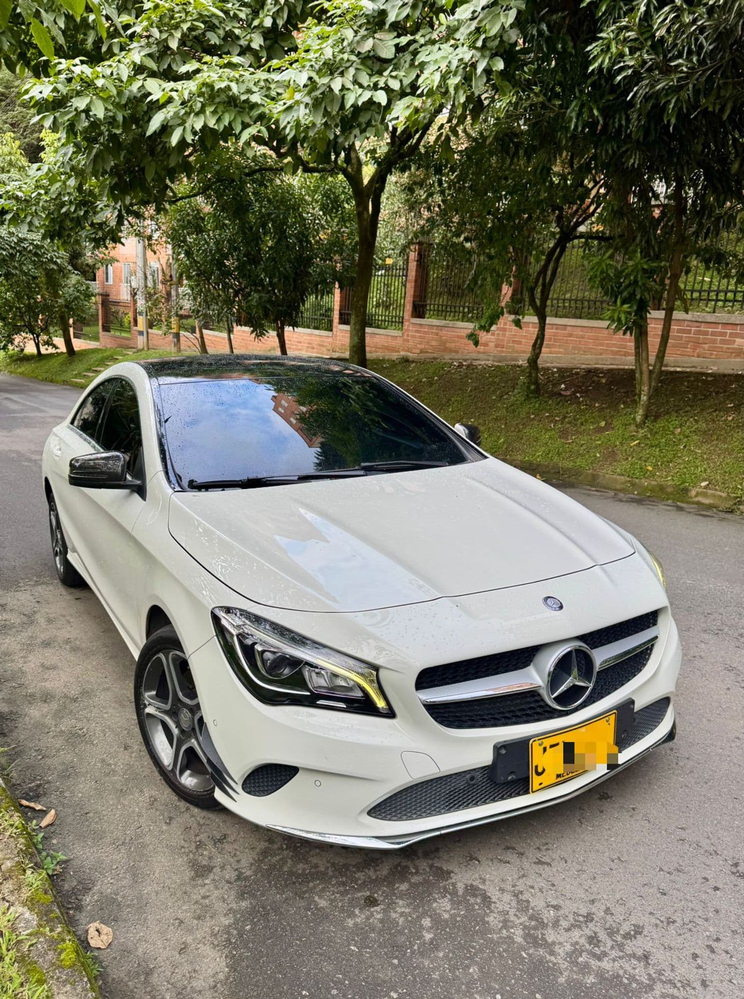Mercedes Benz CLA 180 - imagen 1
