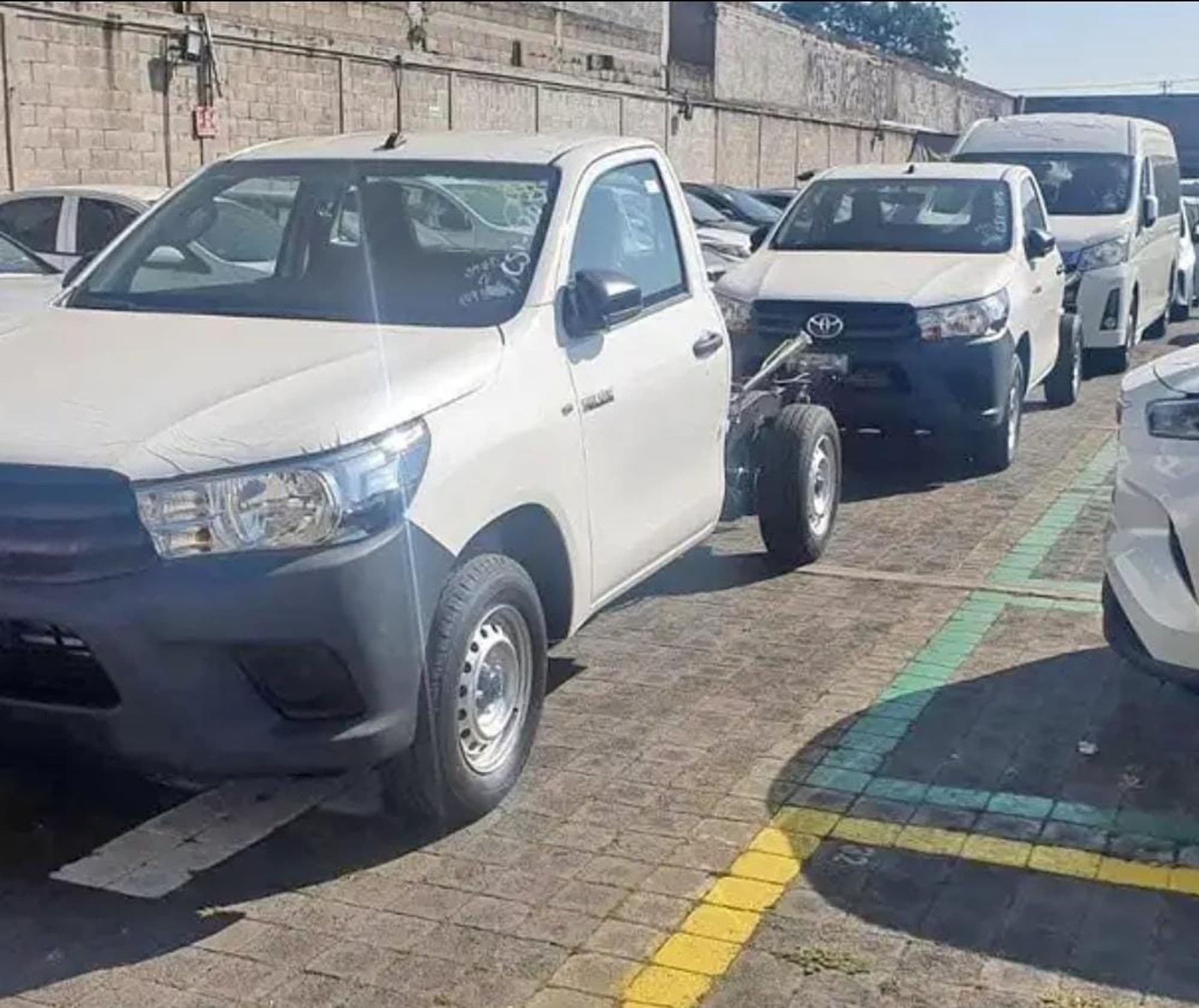Toyota Hilux Chasis 2026 - imagen 1