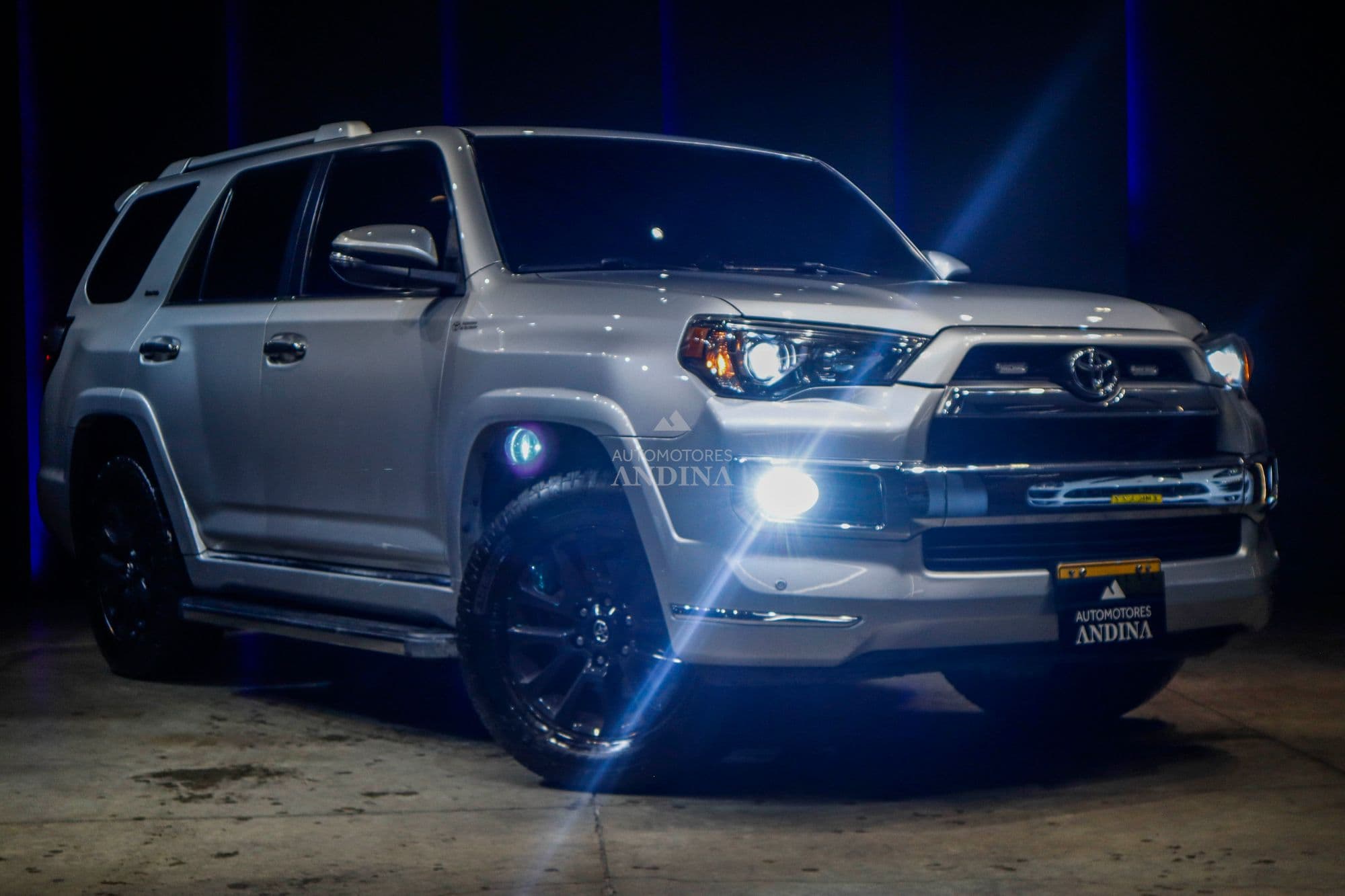 Toyota 4RUNNER LIMITED TP 4000CC 6AB 2017 BLINDADA - imagen 1