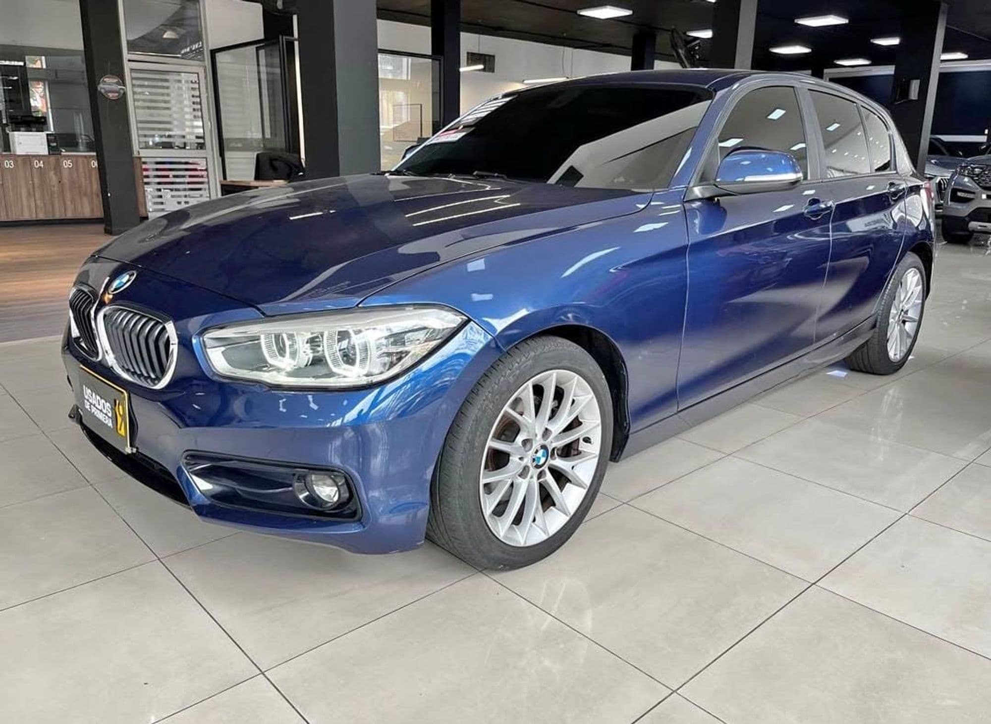 BMW 120i LCI Comfort 2019 - imagen 1