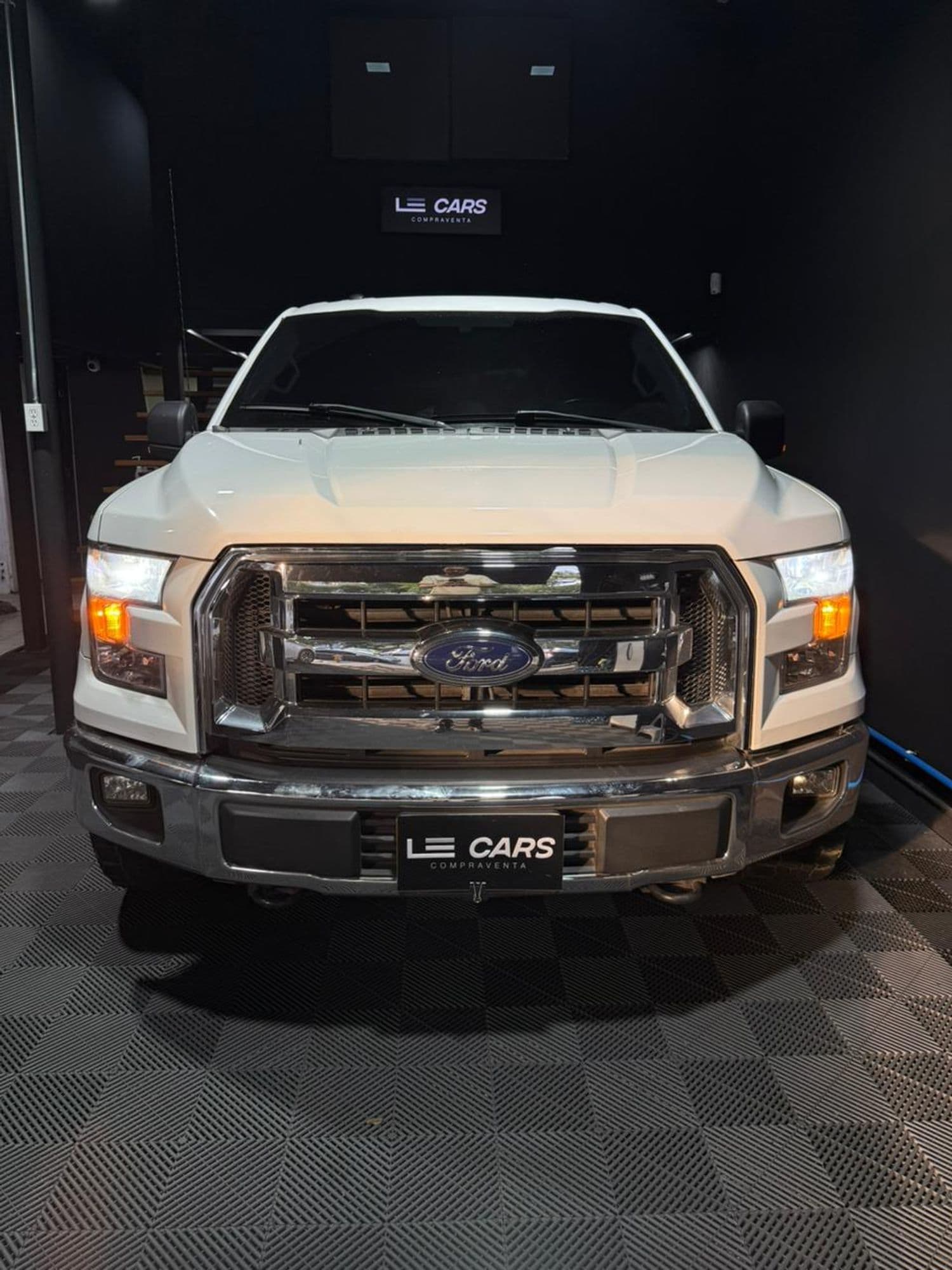 Ford F150 XLT Cabina Sencilla 2017 - imagen 1