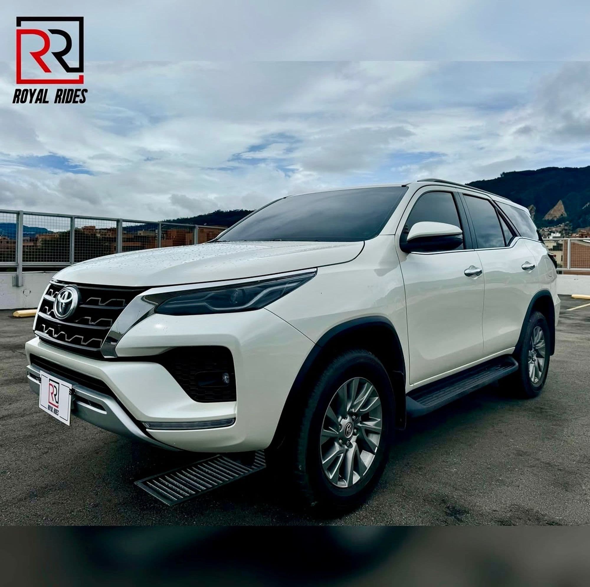 Toyota Fortuner 2.7 4x2 - imagen 1