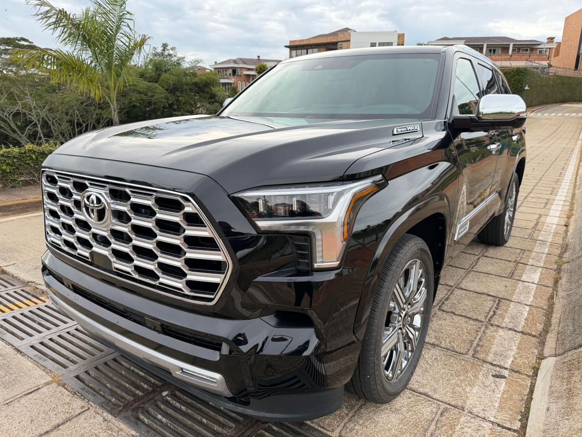 Toyota Sequoia Capstone 2026 - imagen 1