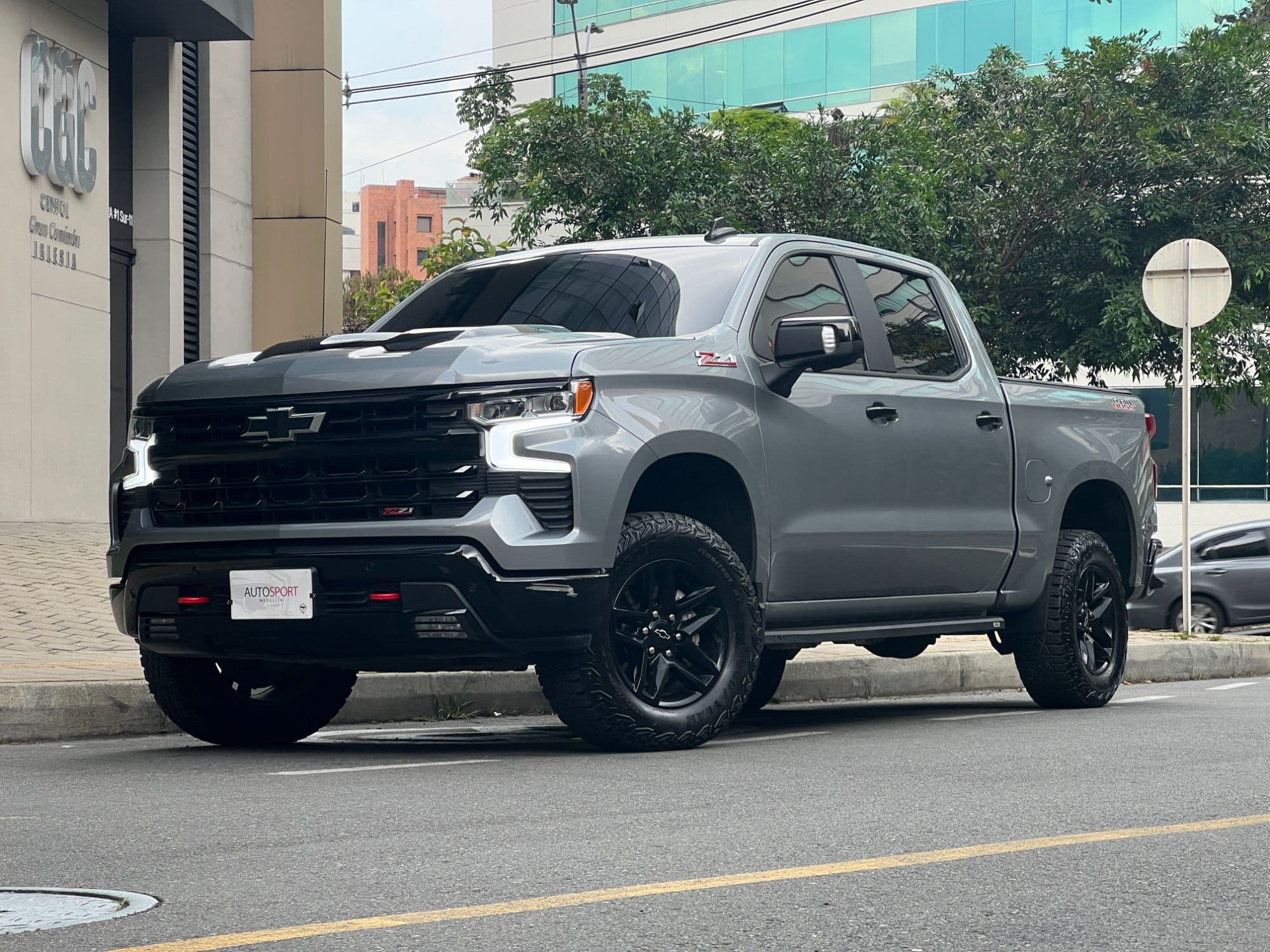 Chevrolet Silverado Z71 - imagen 1