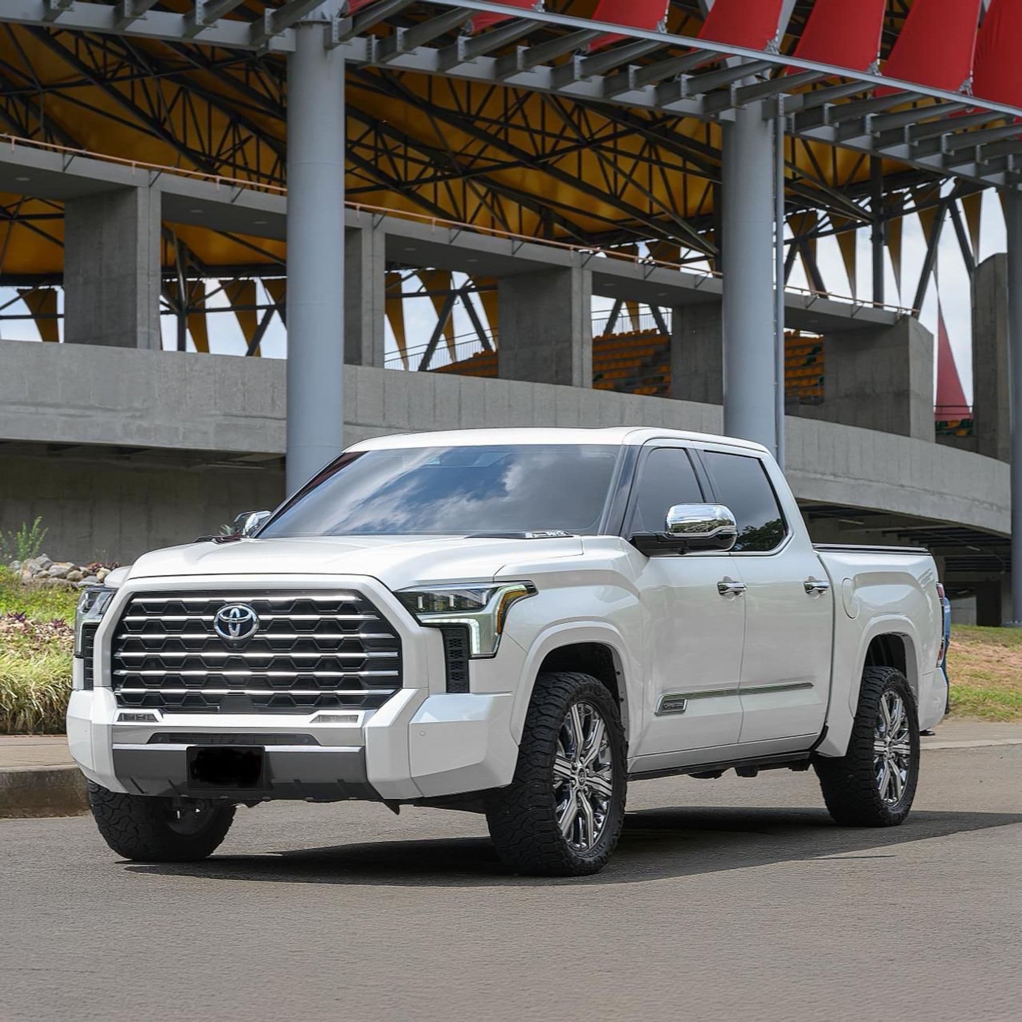 TOYOTA TUNDRA CAPSTONE - imagen 1