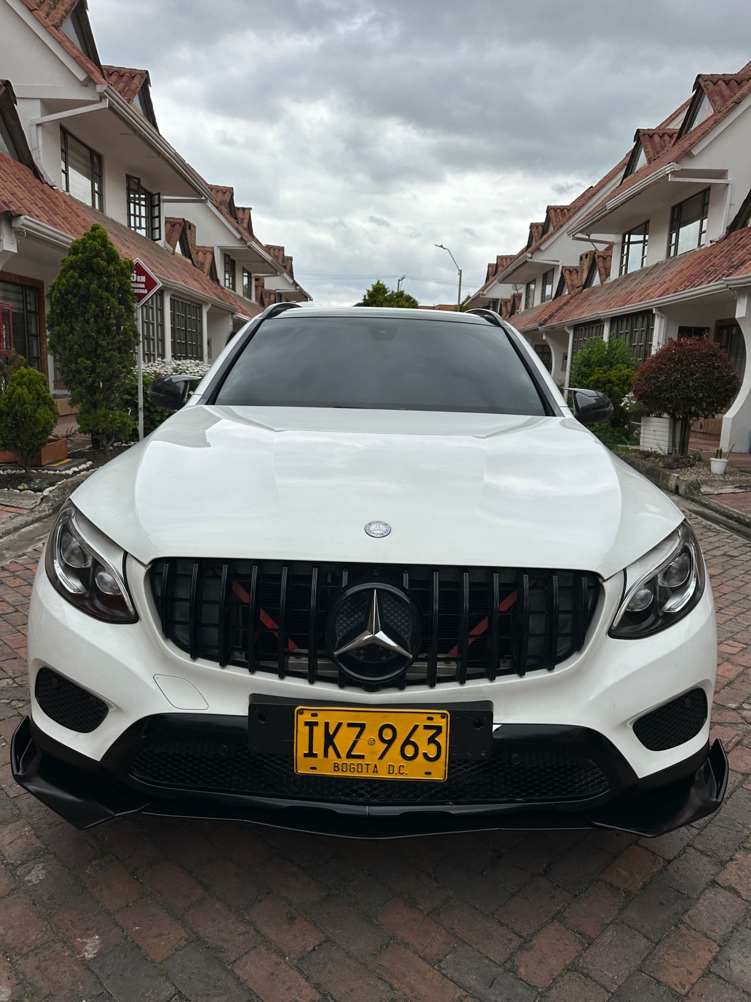 Mercedes-Benz GLC 250 4MATIC 2016 - imagen 1