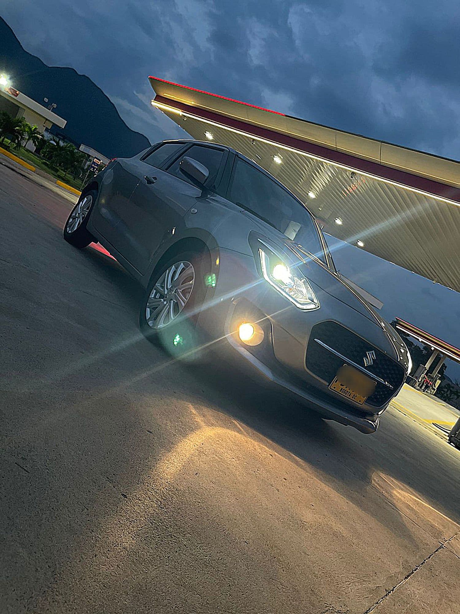 Suzuki Swift híbrido 2024 - imagen 1