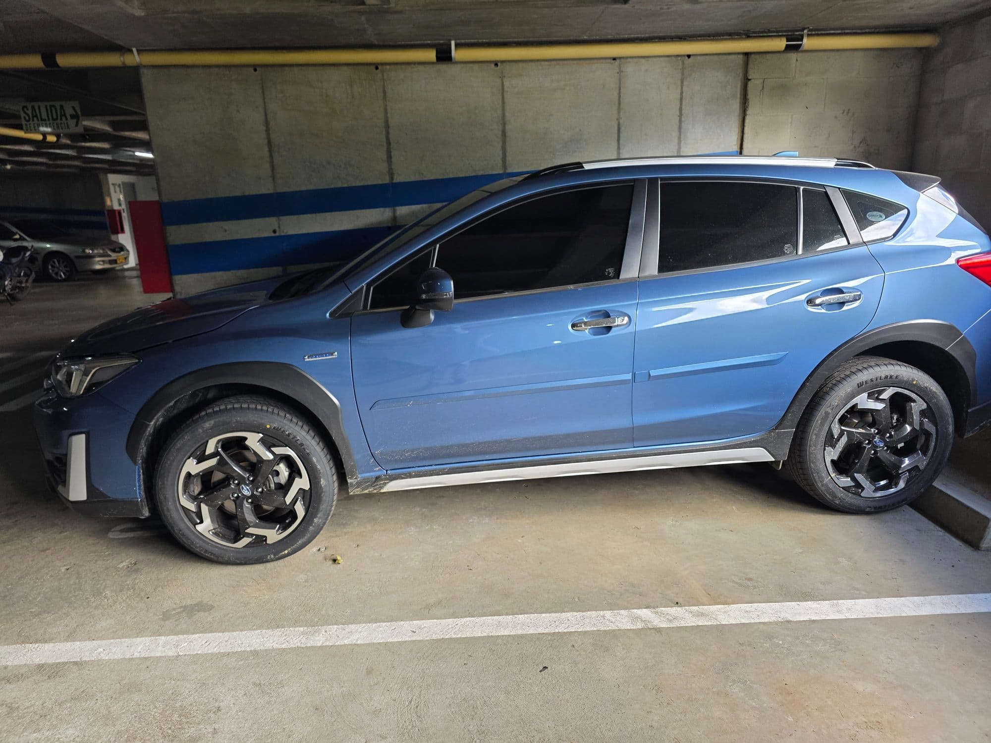 SUBARU XV HYBRID MOD 2022 CON 22000 KM - imagen 1