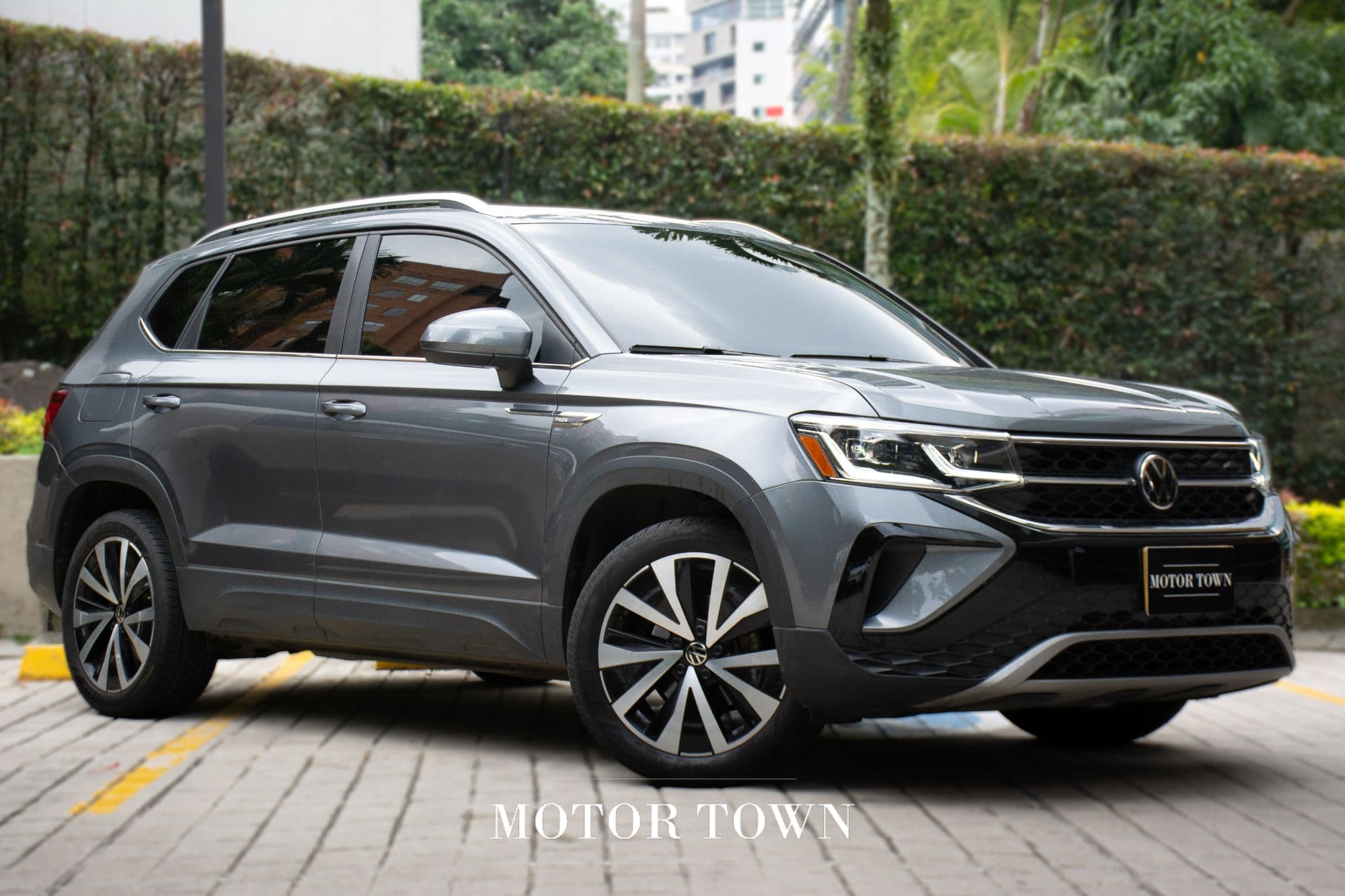 VOLKSWAGEN TAOS HIGHLINE SE AT 2024 - imagen 1