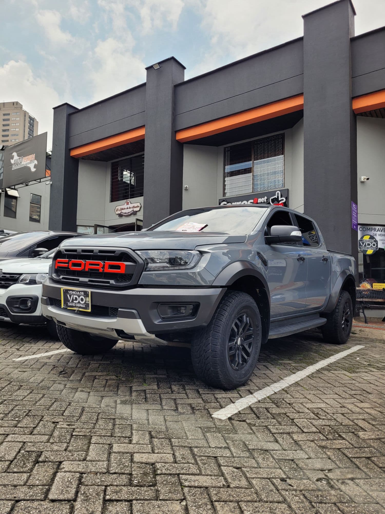 Ford Ranger Raptor 2022 - imagen 1