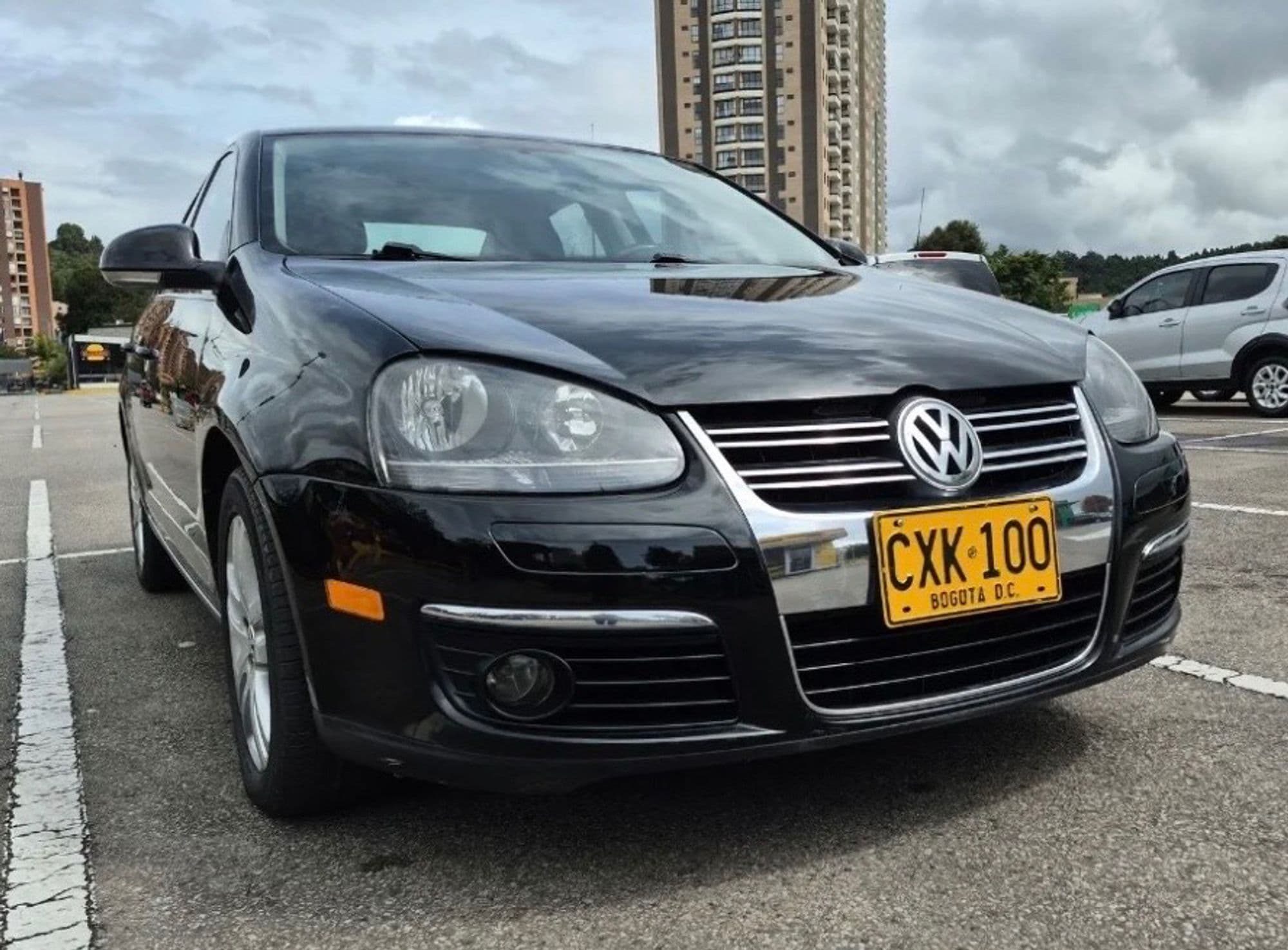 Volkswagen Bora 2.5 Prestige - imagen 1