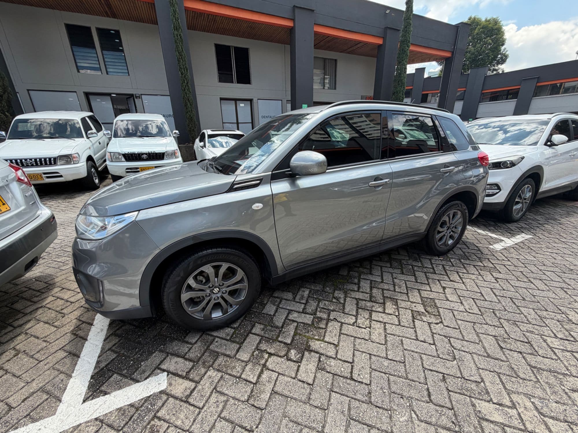 Suzuki Vitara all grip automatico - imagen 1