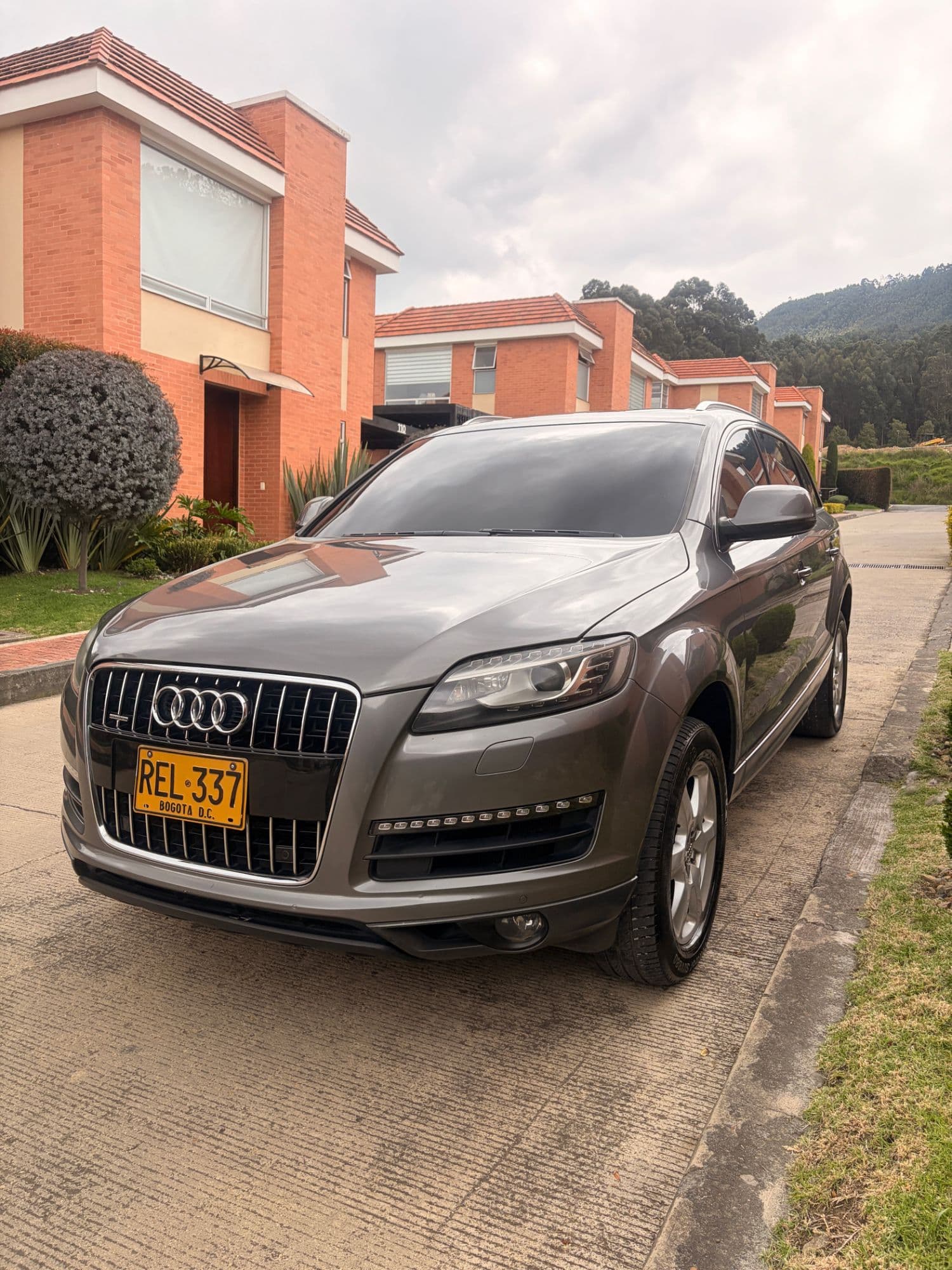 Audi Q7 2011 3.0T - imagen 1