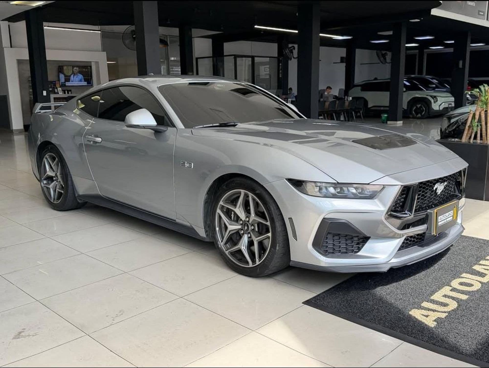 Ford Mustang GT 2025 - imagen 1