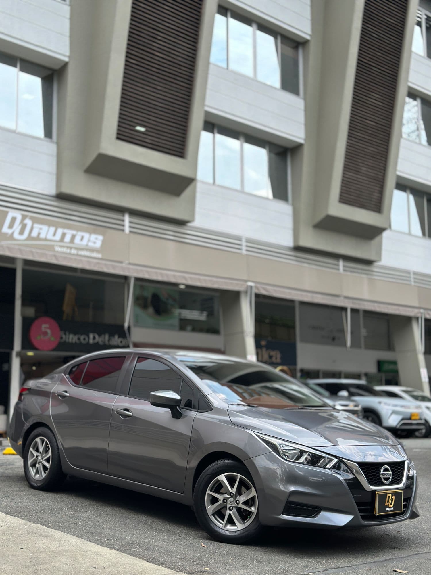 NISSAN VERSA SENSE - imagen 1