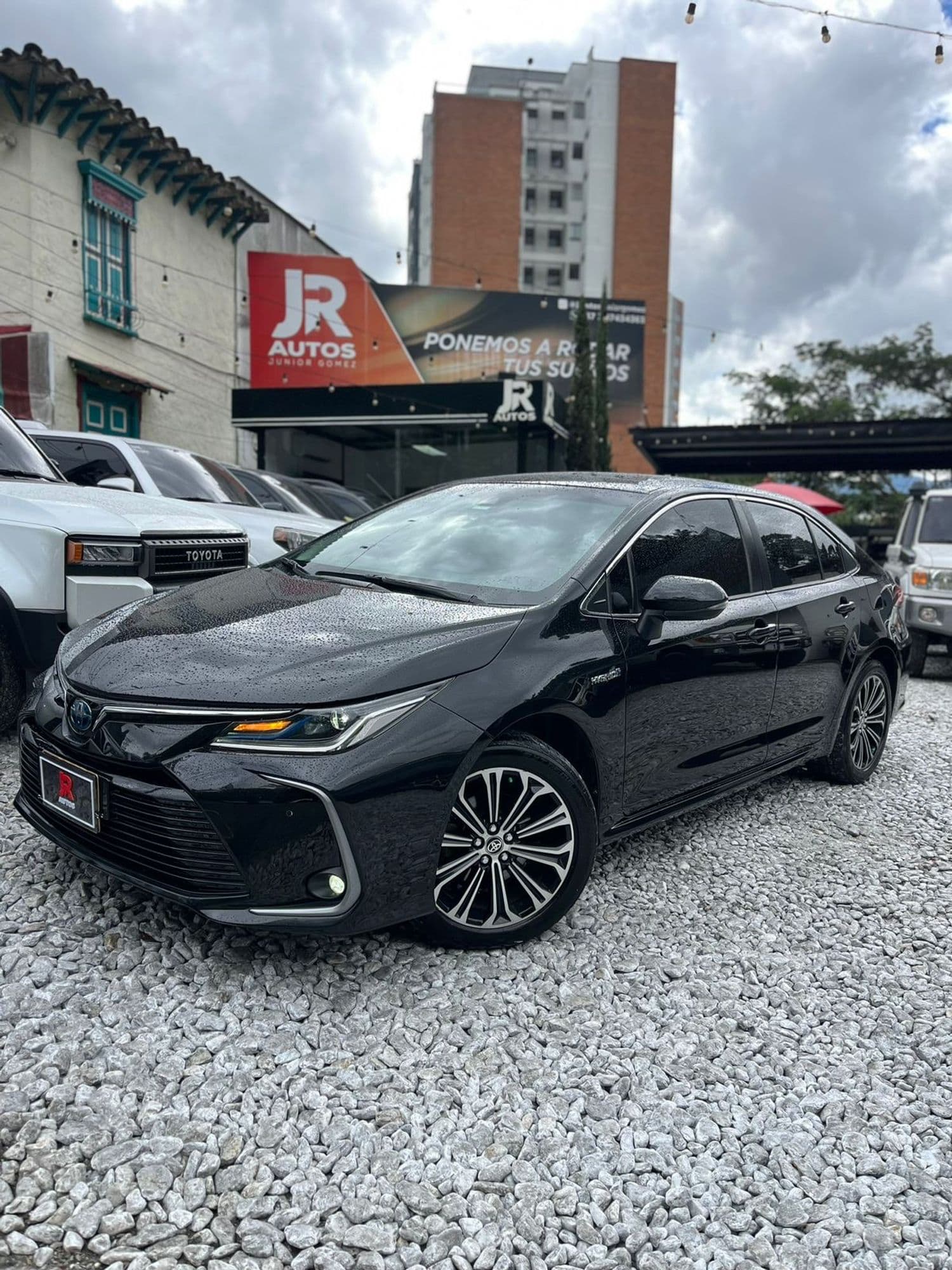 TOYOTA COROLLA HÍBRIDO SEG SEDÁN 2020 - imagen 1