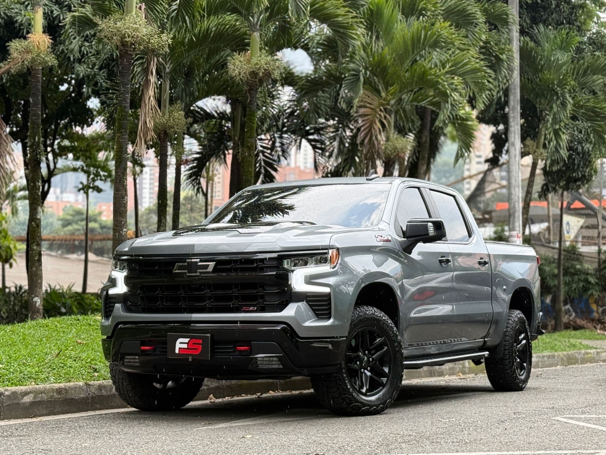 CHEVROLET SILVERADO LT Z71 2024 - imagen 1