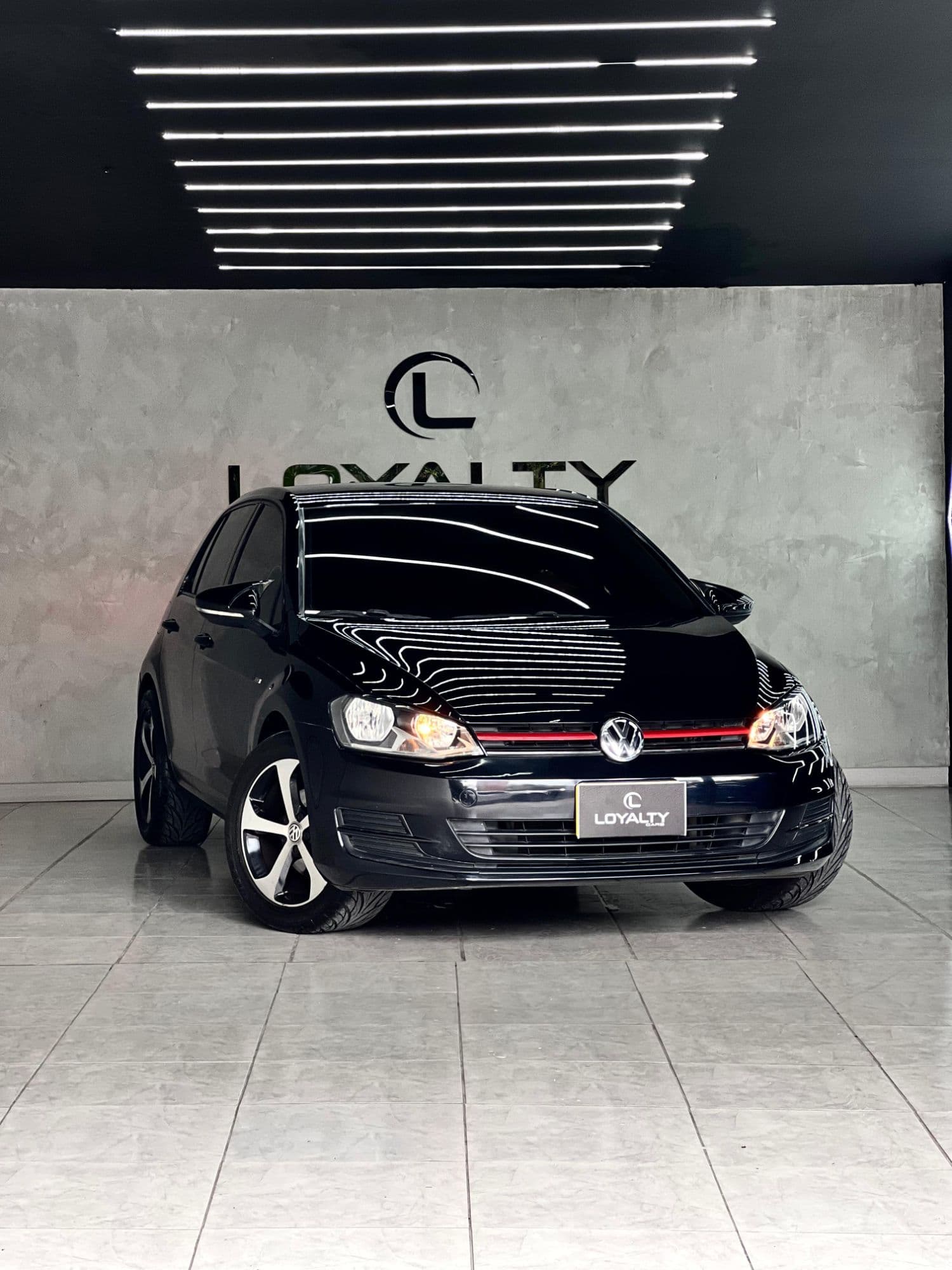 Volkswagen Golf Comfortline MT - imagen 1