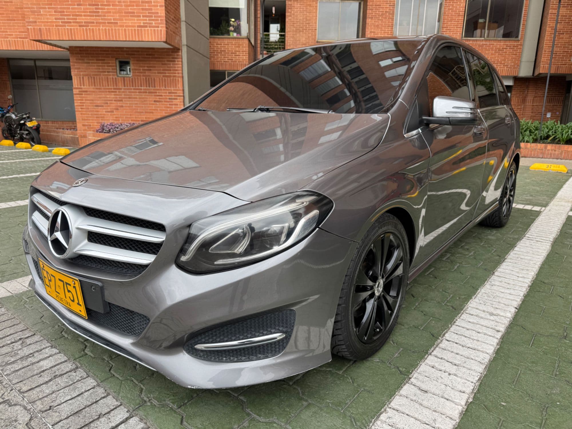Mercedes Benz b180 2019 1.6 Blindada - imagen 1