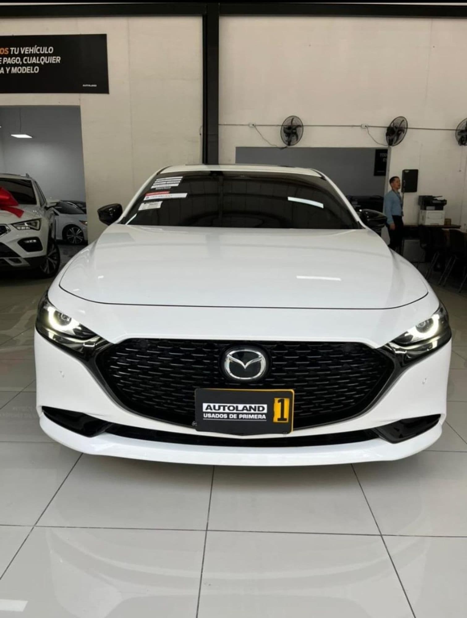 Mazda 3 Grand Touring LX 2026 - imagen 1