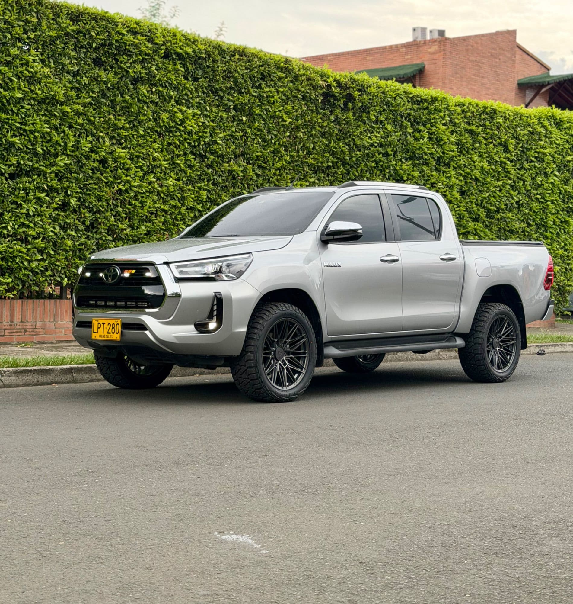 Toyota HILUX 2.8 Diesel 2023 - imagen 1