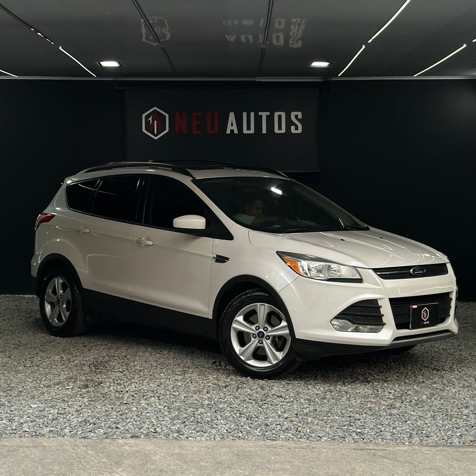 FORD ESCAPE SE 4x4 2015 - imagen 1