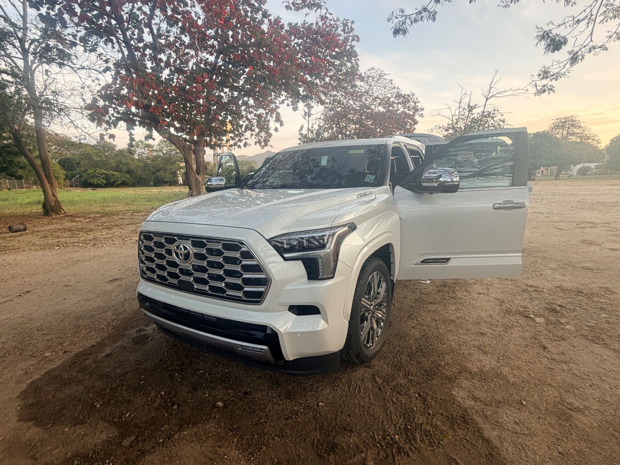 Toyota Sequoia Capstone 2026 - imagen 1