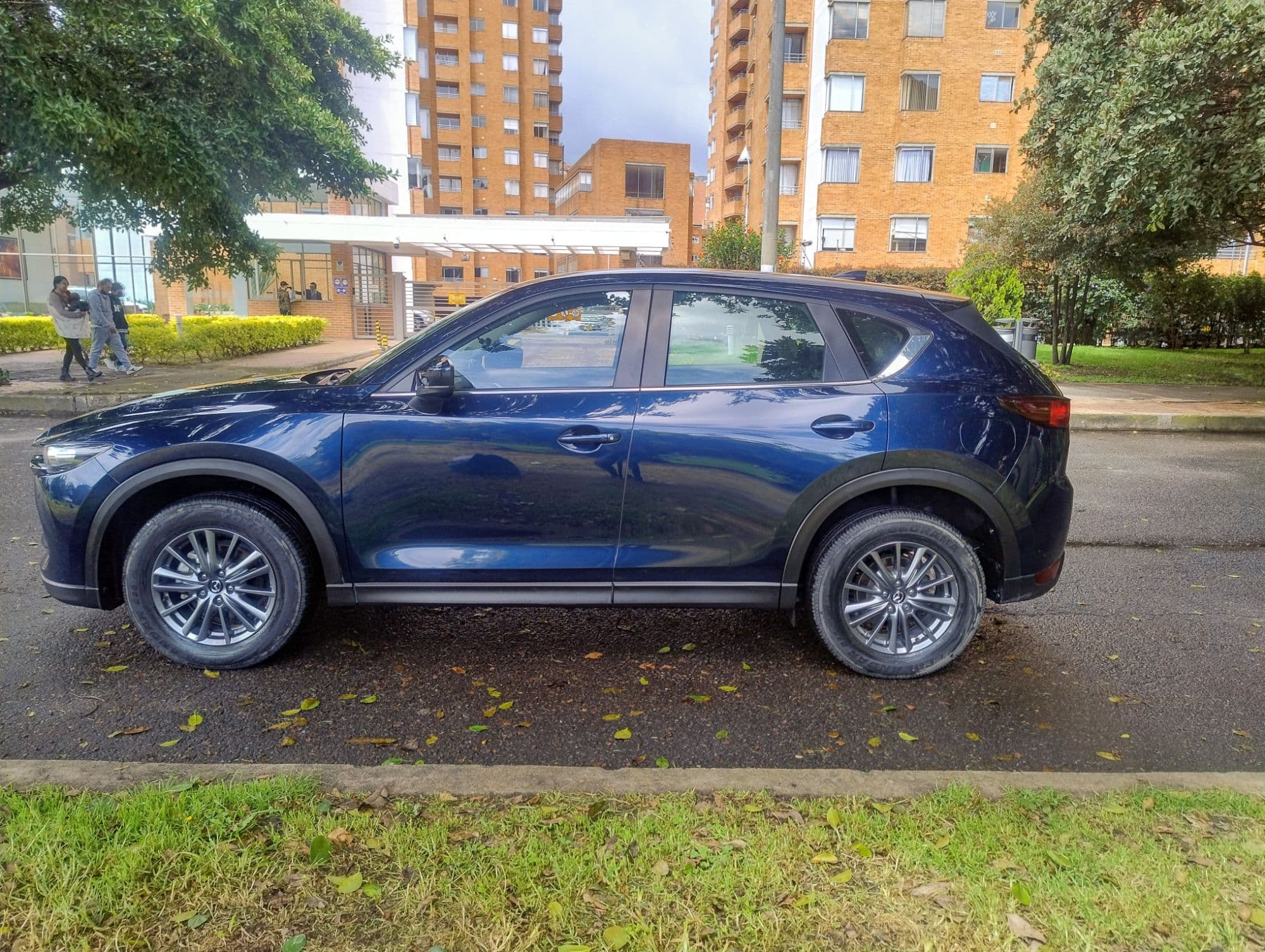 Mazda CX5 2019 azul - imagen 1