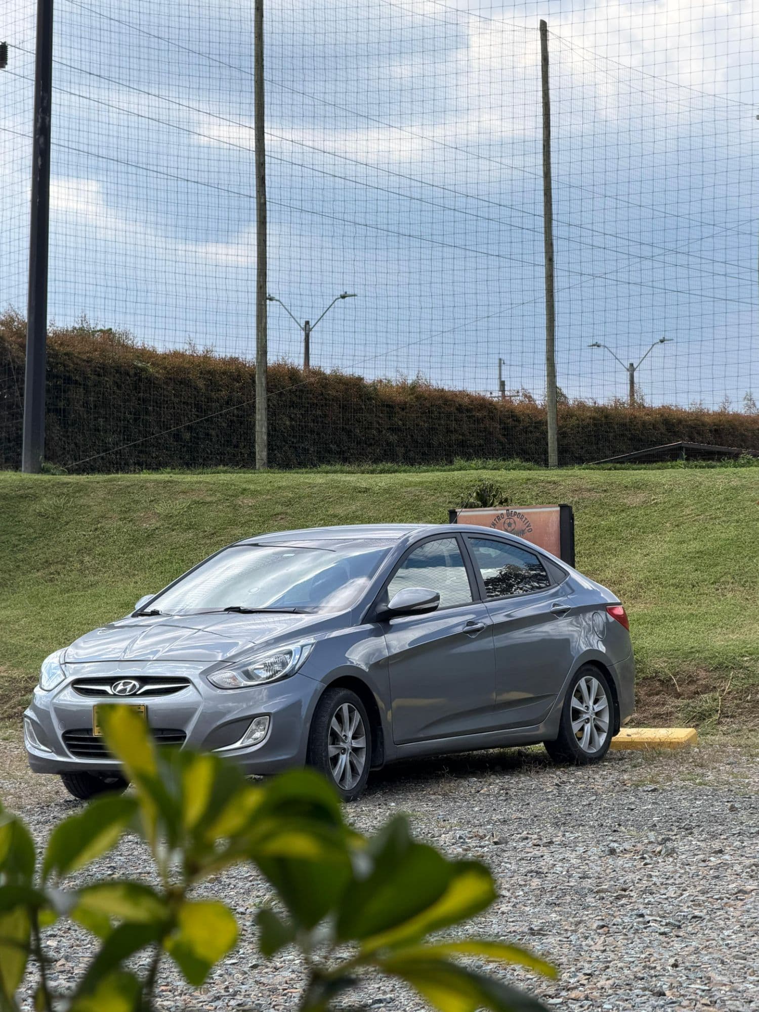 Hyundai i25 sedan 1.600cc - modelo 2015 - - imagen 1