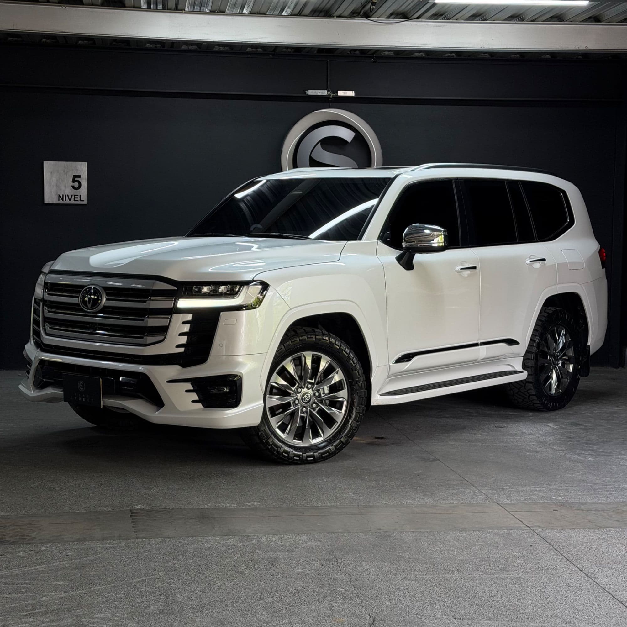 Toyota LC300 VXR 2025 Diesel Blindaje 2 Plus - imagen 1