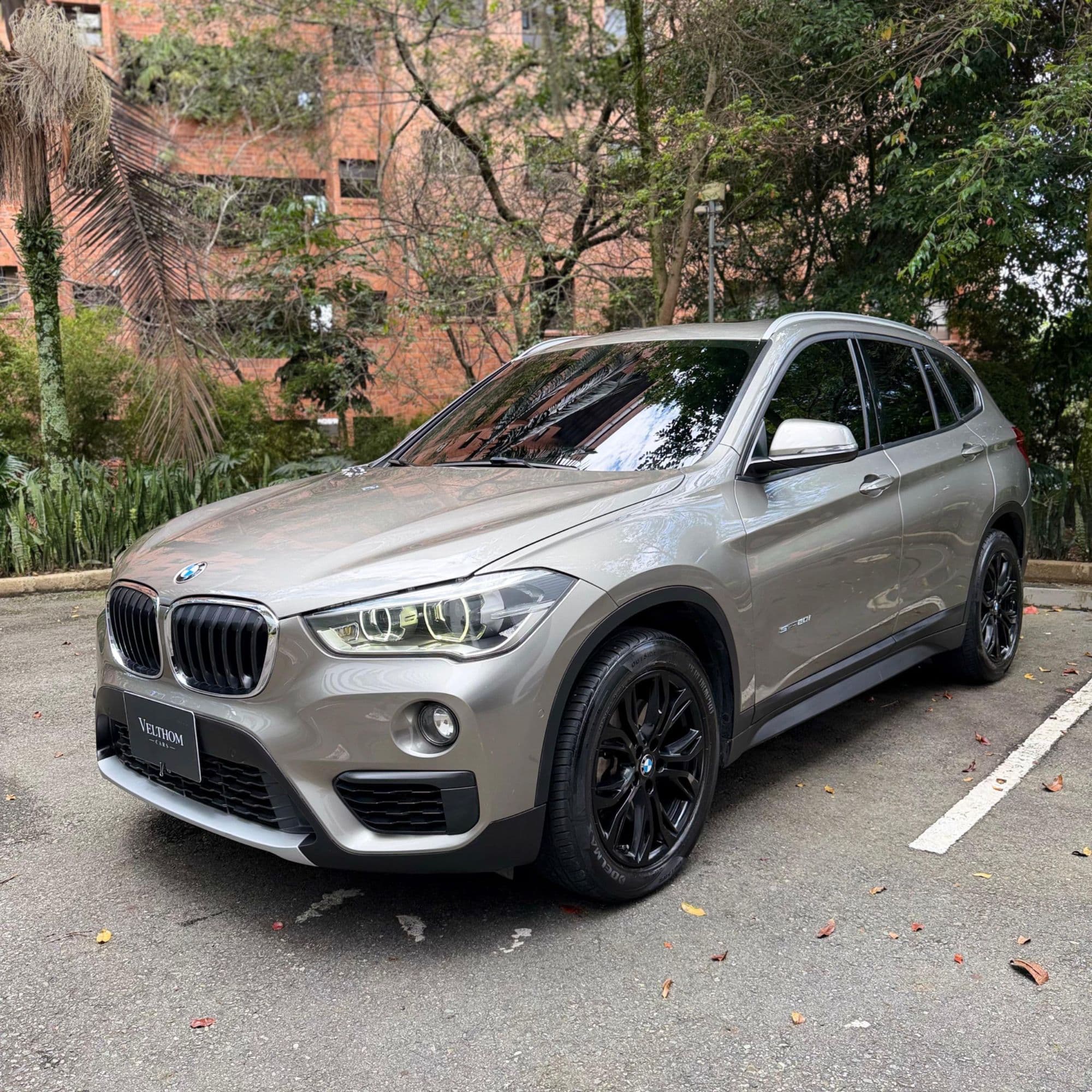 BMW X1 SDRIVE20i - imagen 1
