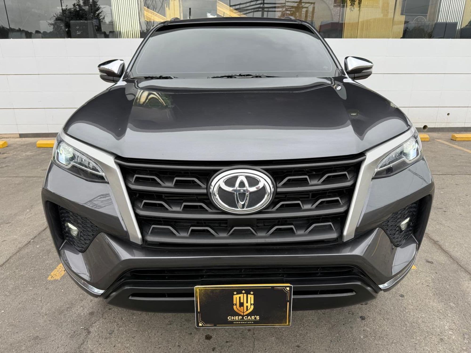 TOYOTA FORTUNER SR DIESEL 2021 - imagen 1