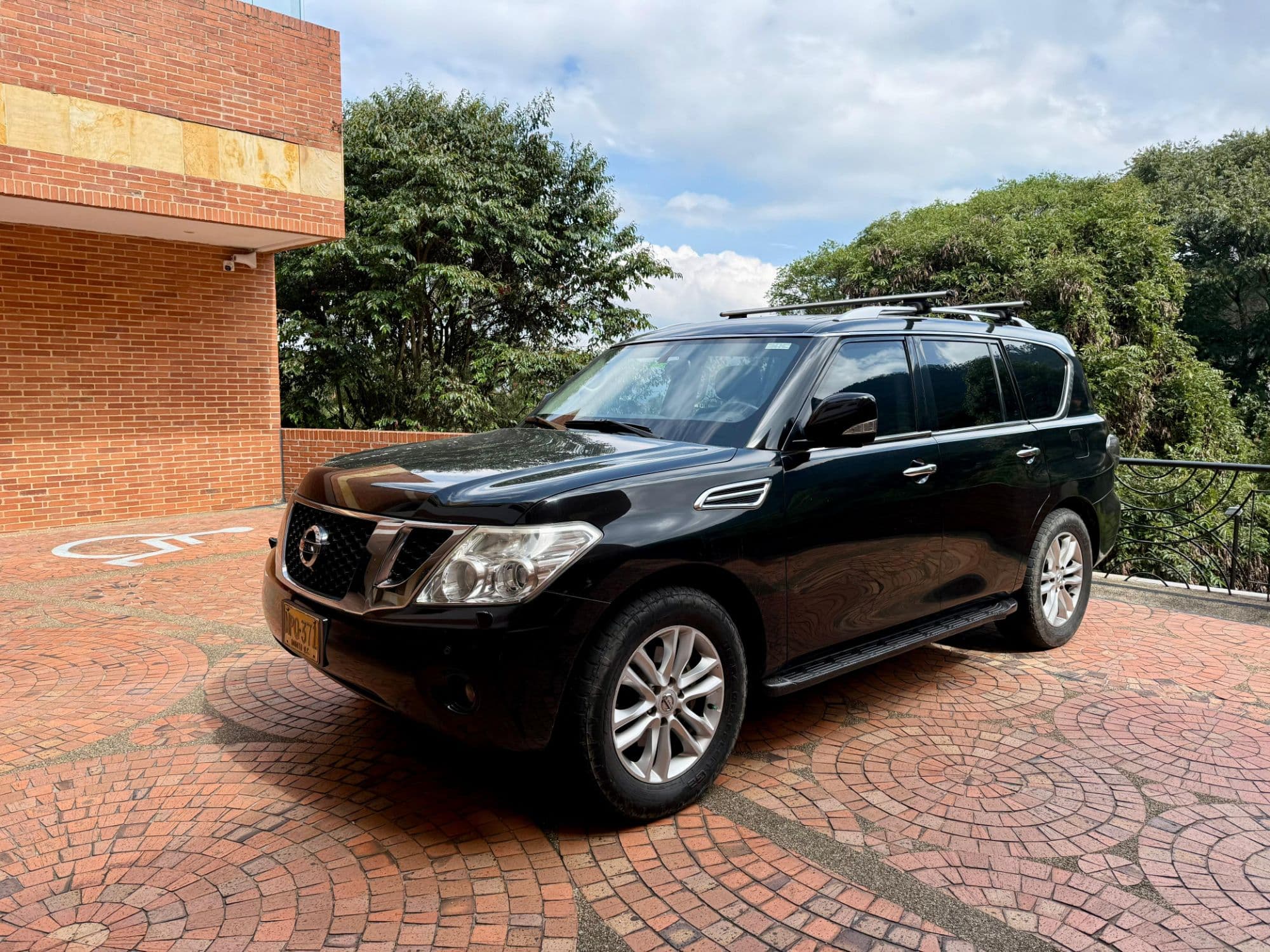 Nissan Patrol 5.6 V8 Y62 4x4 Blindada Nivel 2 Plus Full Equipo - imagen 1