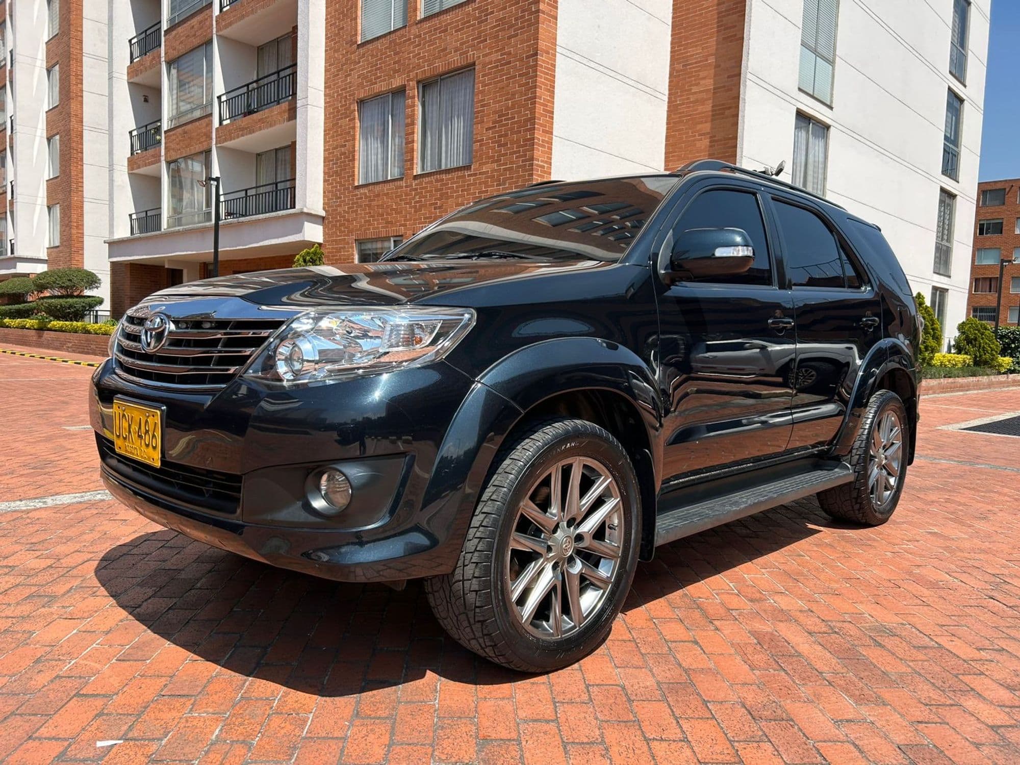 Toyota Fortuner urbana 2015 2.7 gasolina - imagen 1