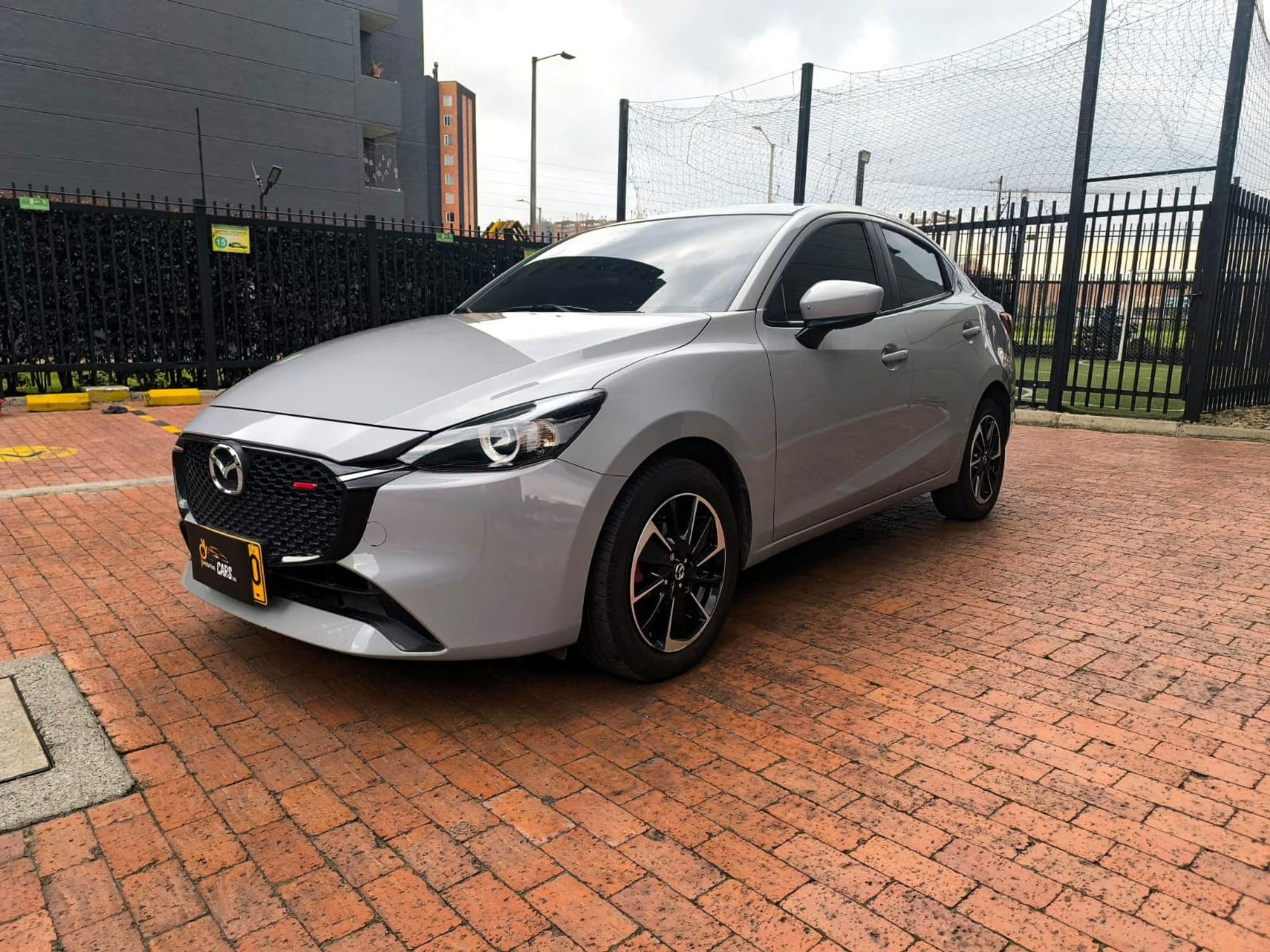 MAZDA 2 GRAN TOURING LX SEDAN - imagen 1