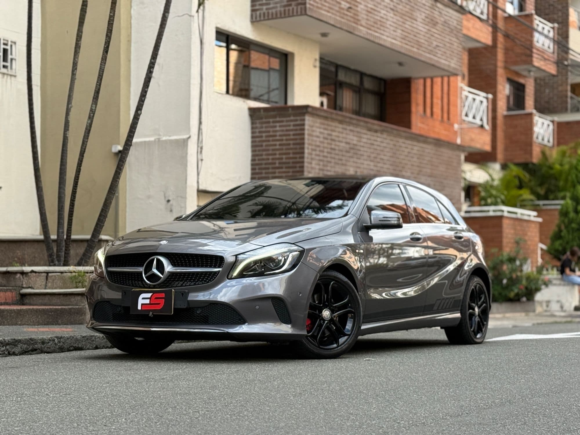 MERCEDES BENZ A200 2018 - imagen 1