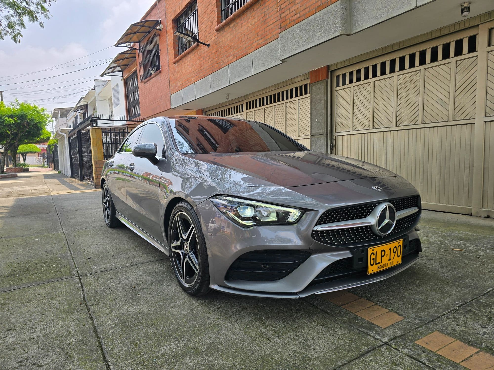 Mercedes benz cla 180 - imagen 1