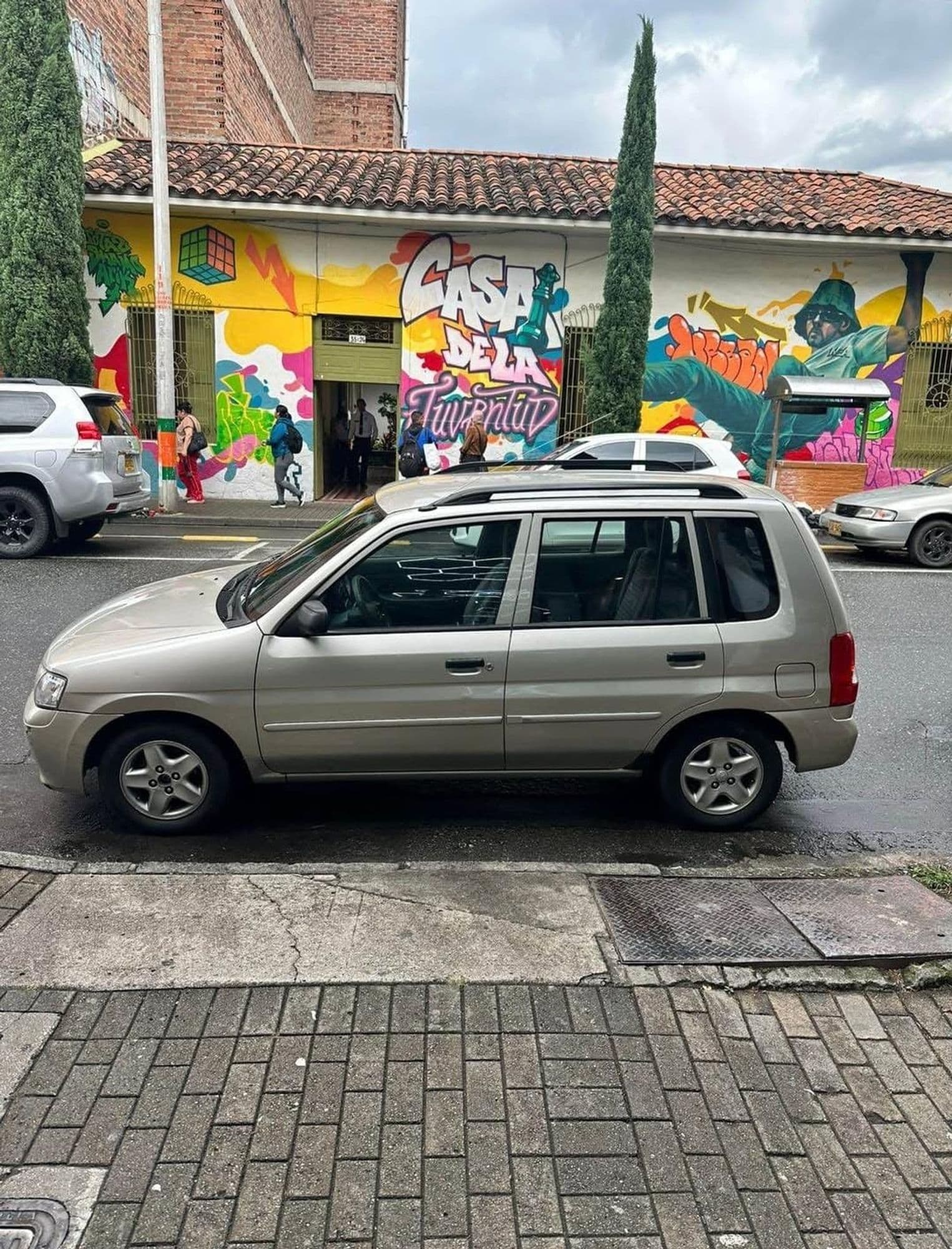 Mazda Demio 2005 - imagen 1