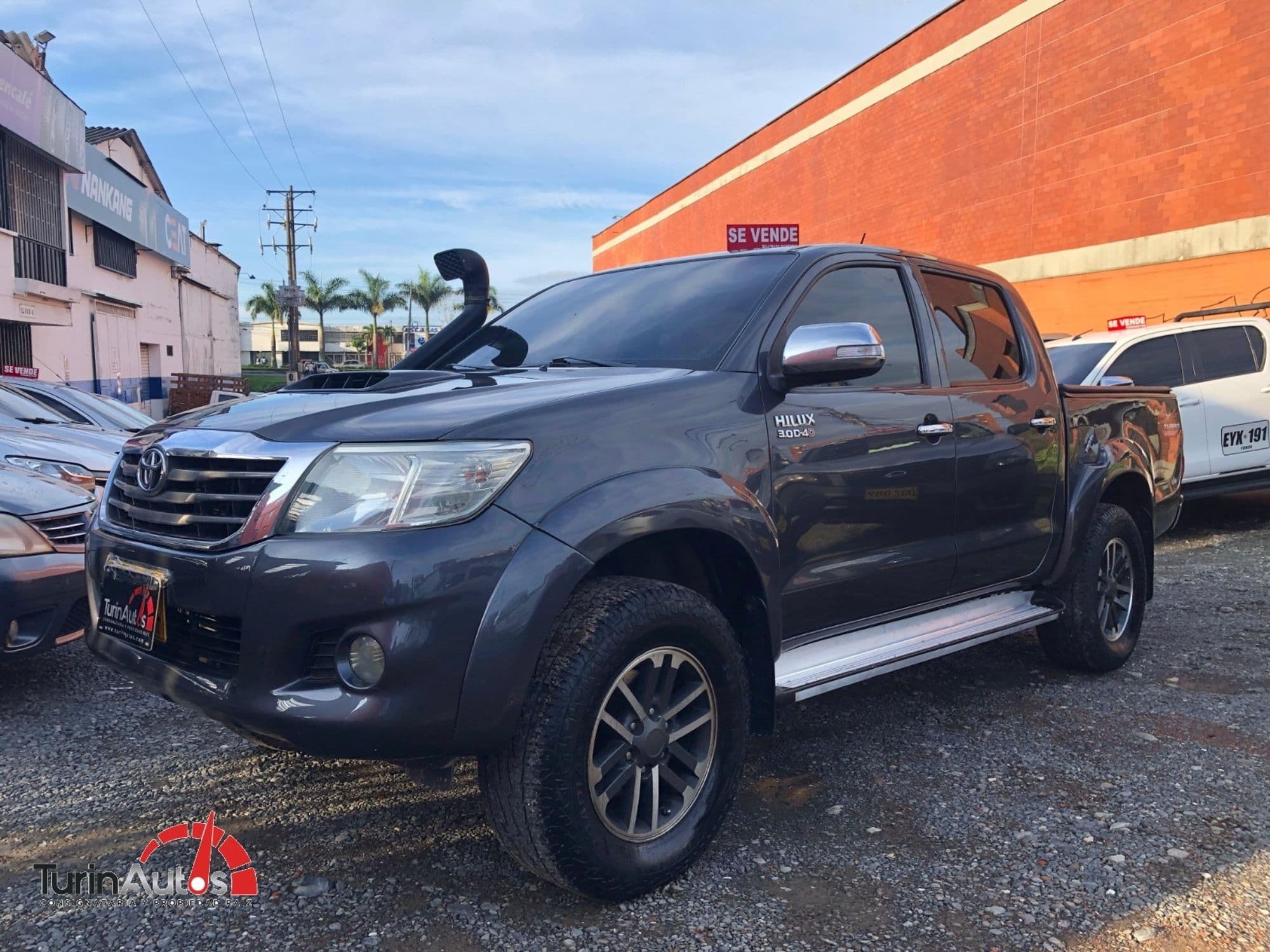 TOYOTA HILUX 3.0 SRV 4X4 AUTOMATICA DIESEL 2014 - imagen 1