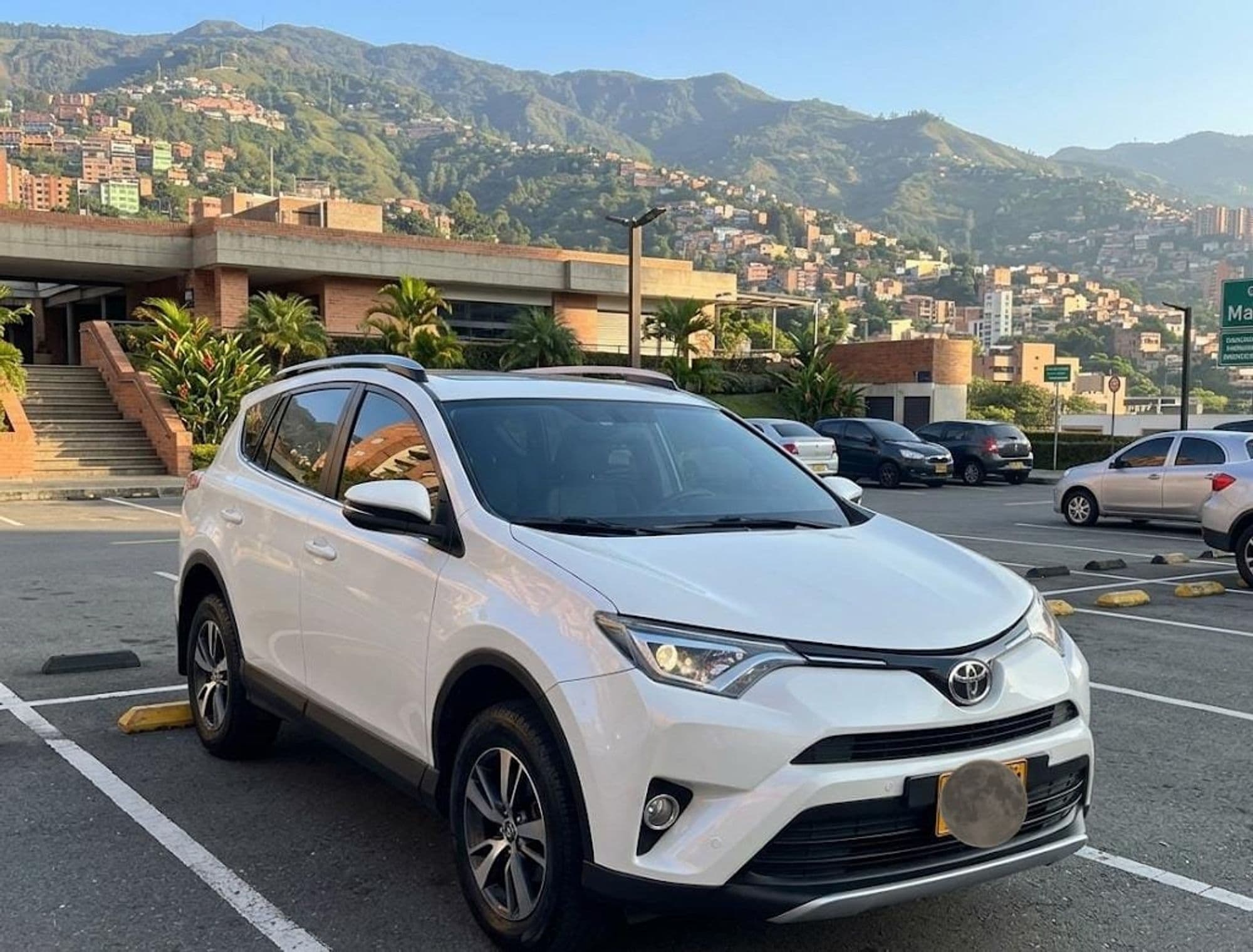 Toyota RAV4 2017 - imagen 1
